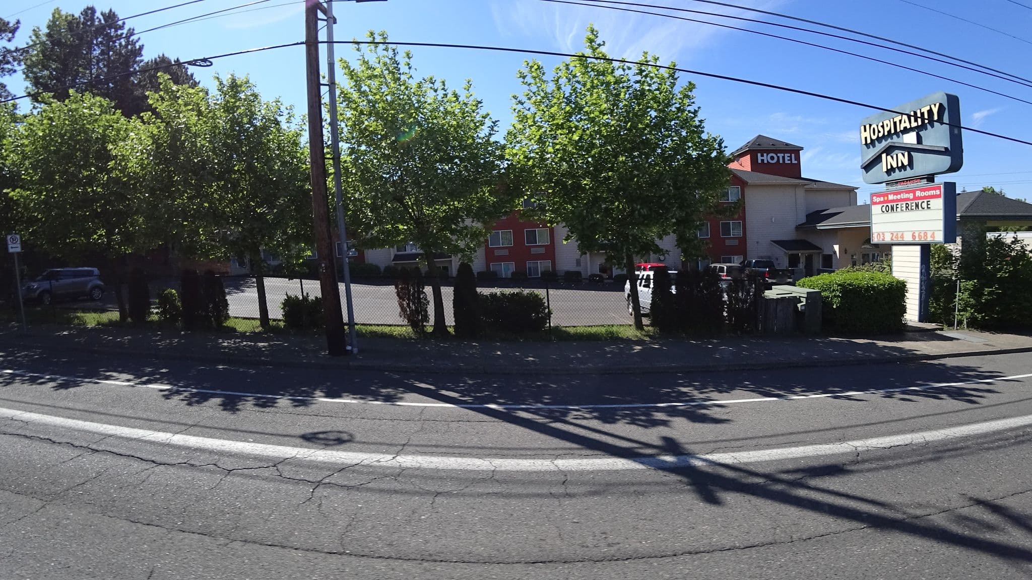 Street view near Motel 6, Metzger — © mly_pdx03 (CC BY-SA · Mapillary)