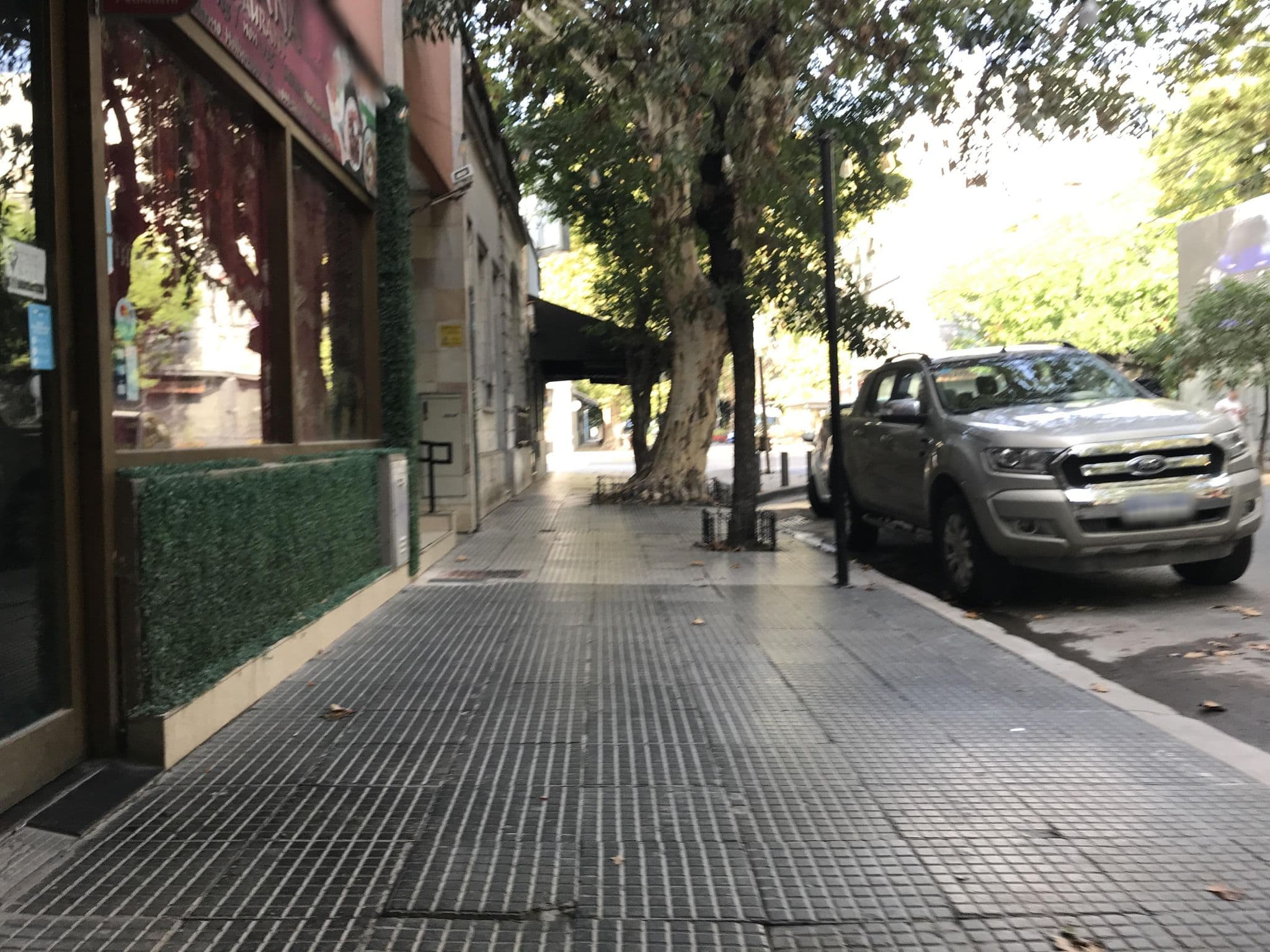 Street view near Loft Hotel, Colegiales — © miguel_andrade (CC BY-SA · Mapillary)
