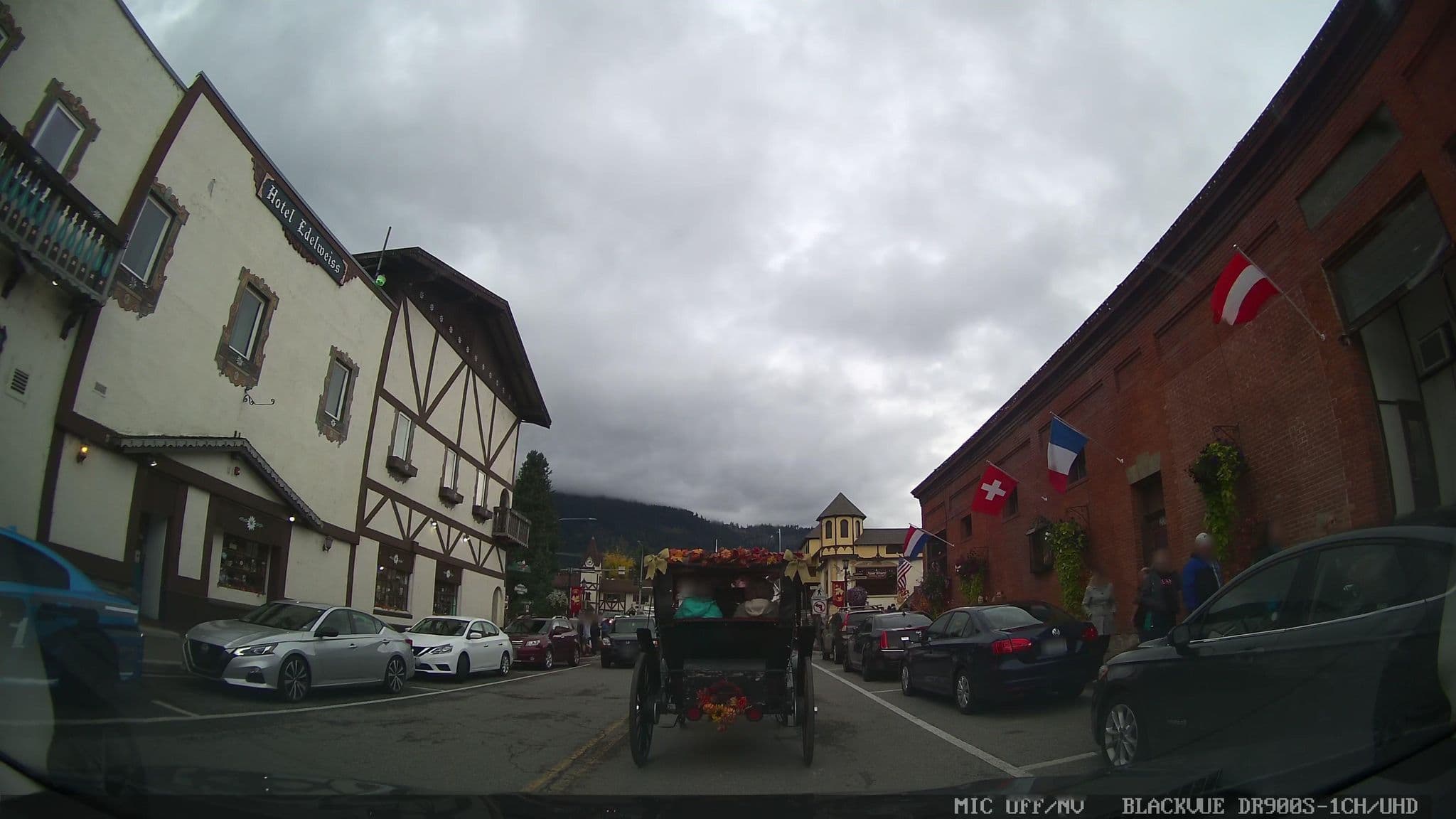 Street view near Der Ritterhof Motor Inn, Cashmere — © damnitgetmybeer (CC BY-SA · Mapillary)