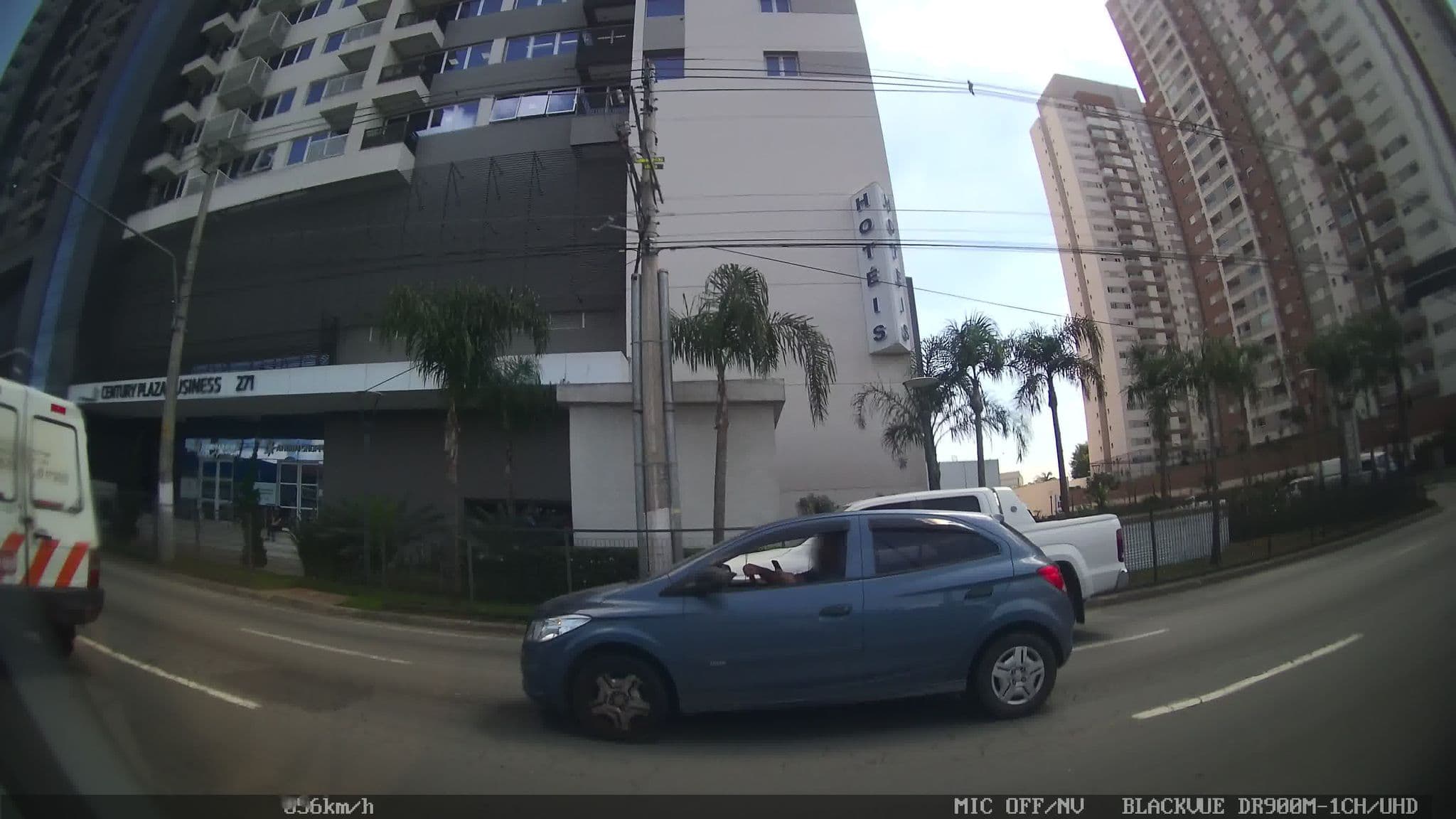 Street view near Go Inn Santo André, Santo André — © kaart_2 (CC BY-SA · Mapillary)