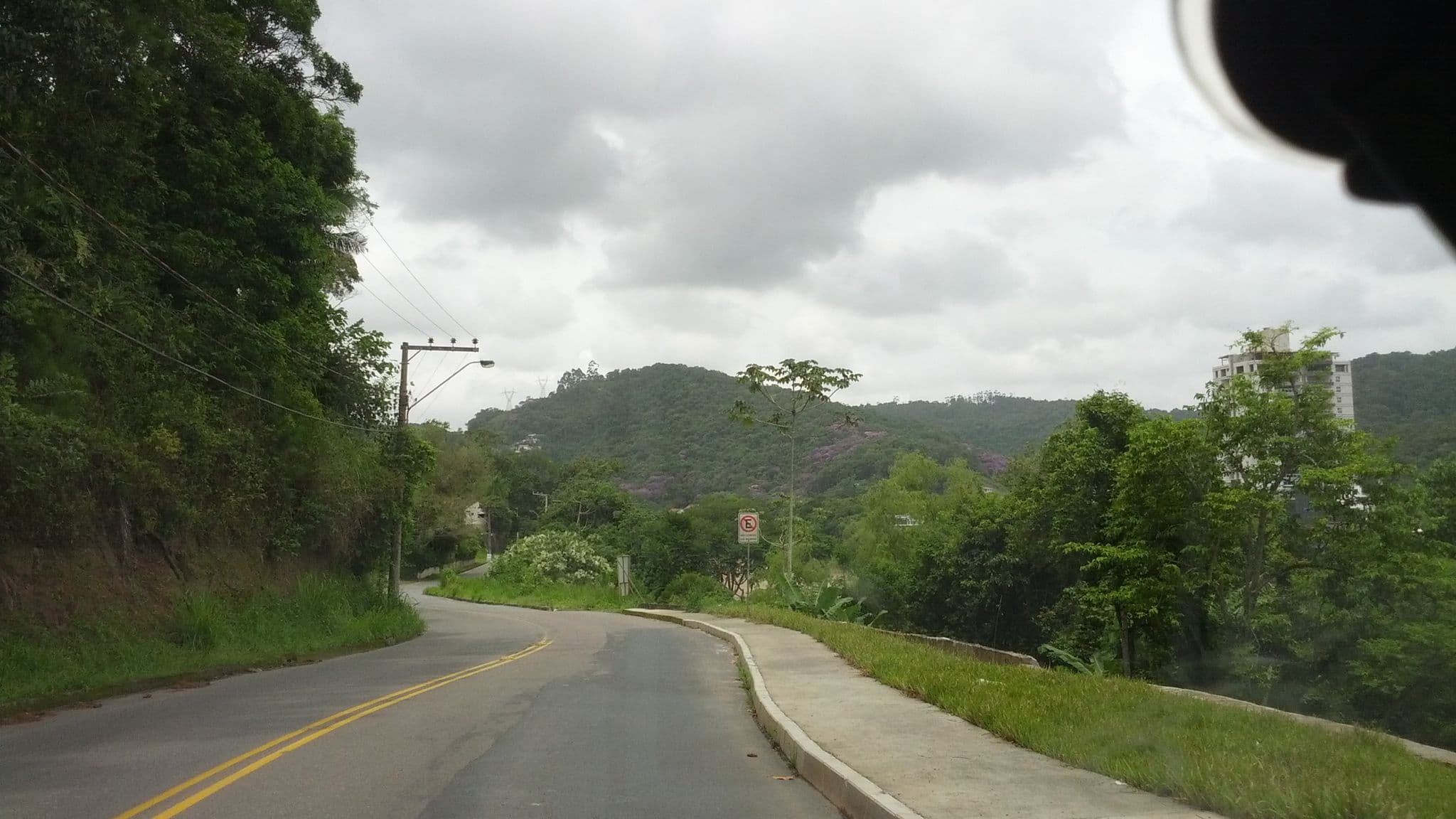 Street view near Casa da Maga, Blumenau — © poeiradasestrelas (CC BY-SA · Mapillary)
