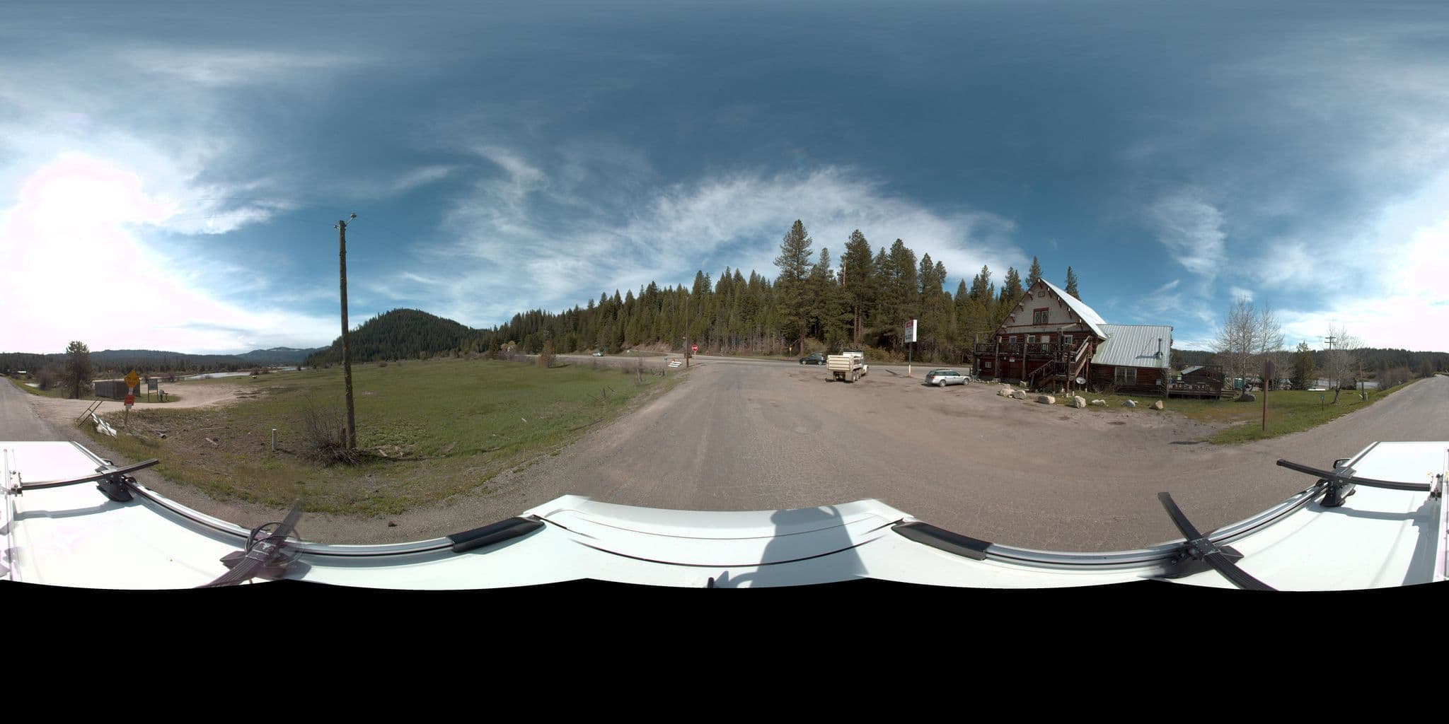 Street view near Cougar Mountain Lodge, Emmett — © rking (CC BY-SA · Mapillary)