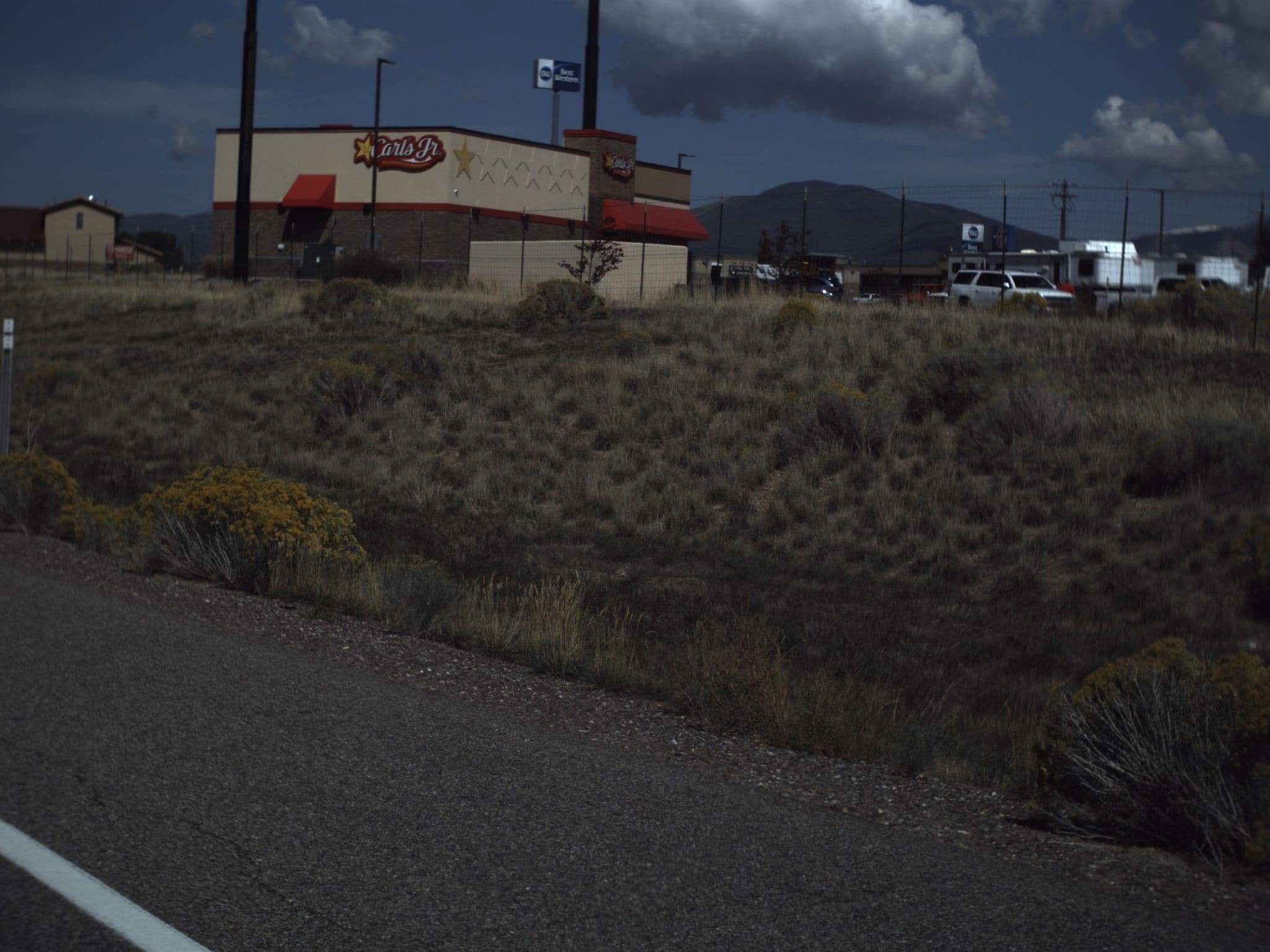 Street view near Motel 6, Parowan — © asellars (CC BY-SA · Mapillary)