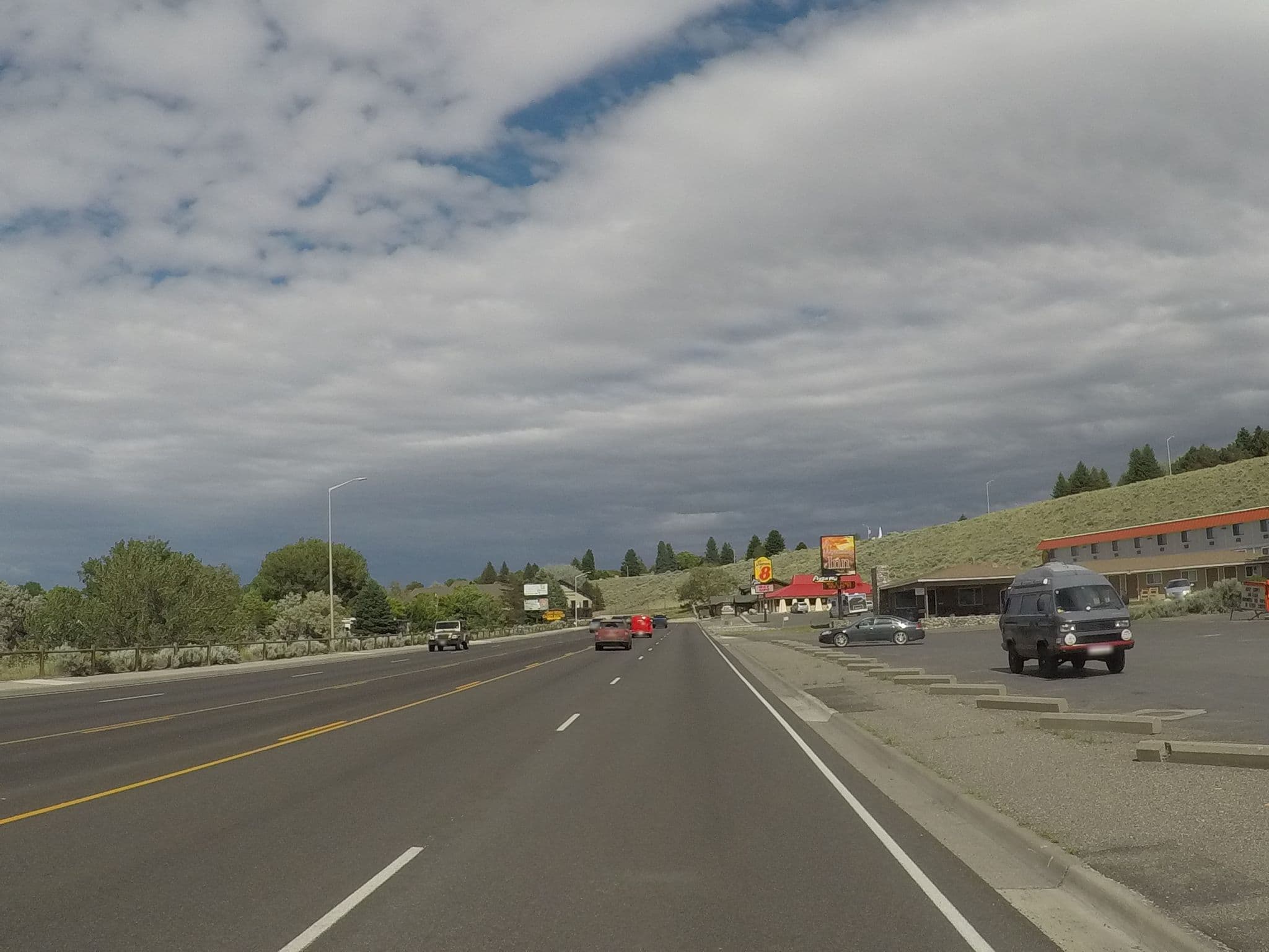 Street view near Super 8 by Wyndham Cody, Cody — © chrisbeddow (CC BY-SA · Mapillary)