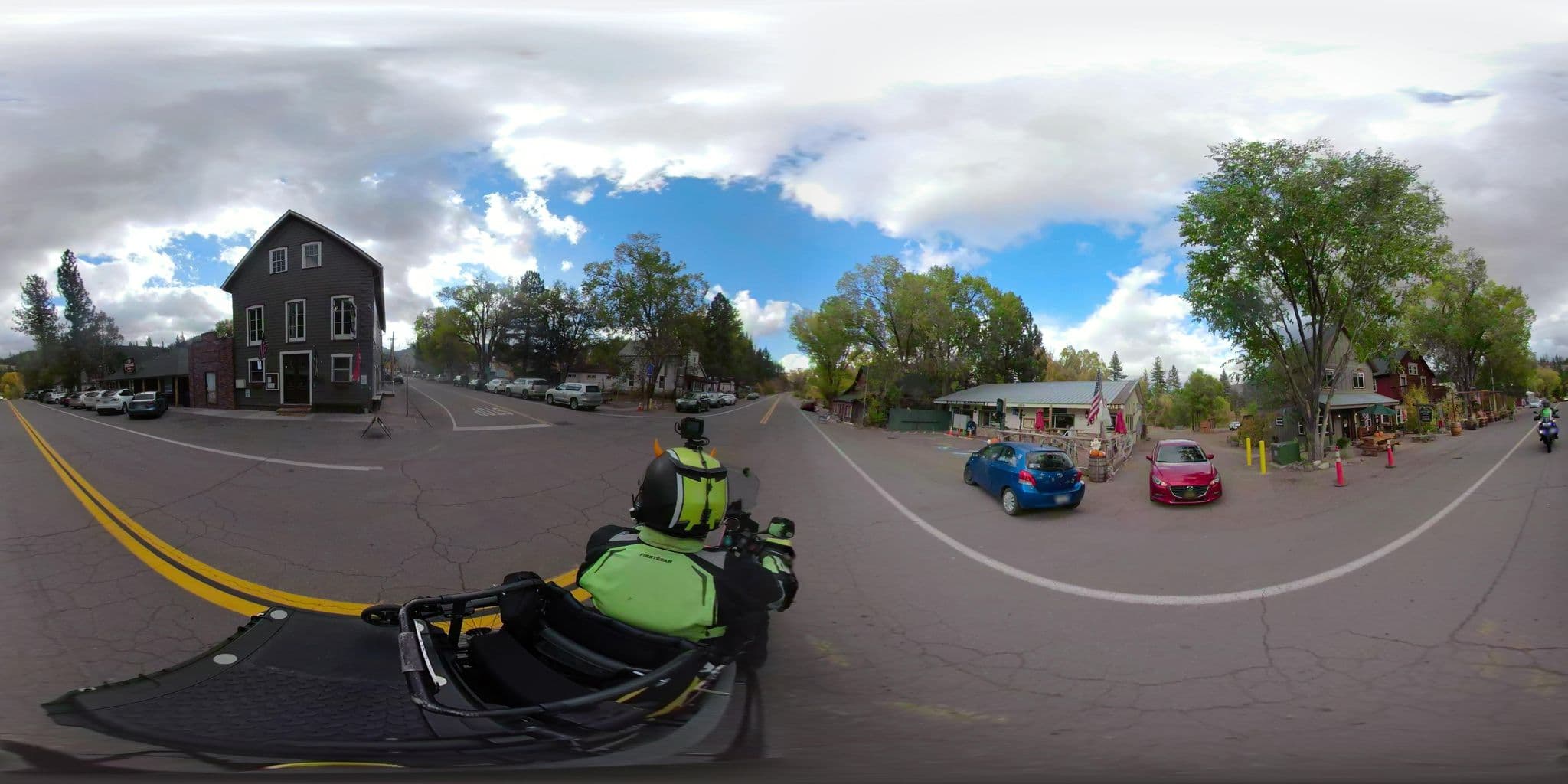 Street view near Creekside Lodge, Gardnerville Ranchos — © networklanman (CC BY-SA · Mapillary)