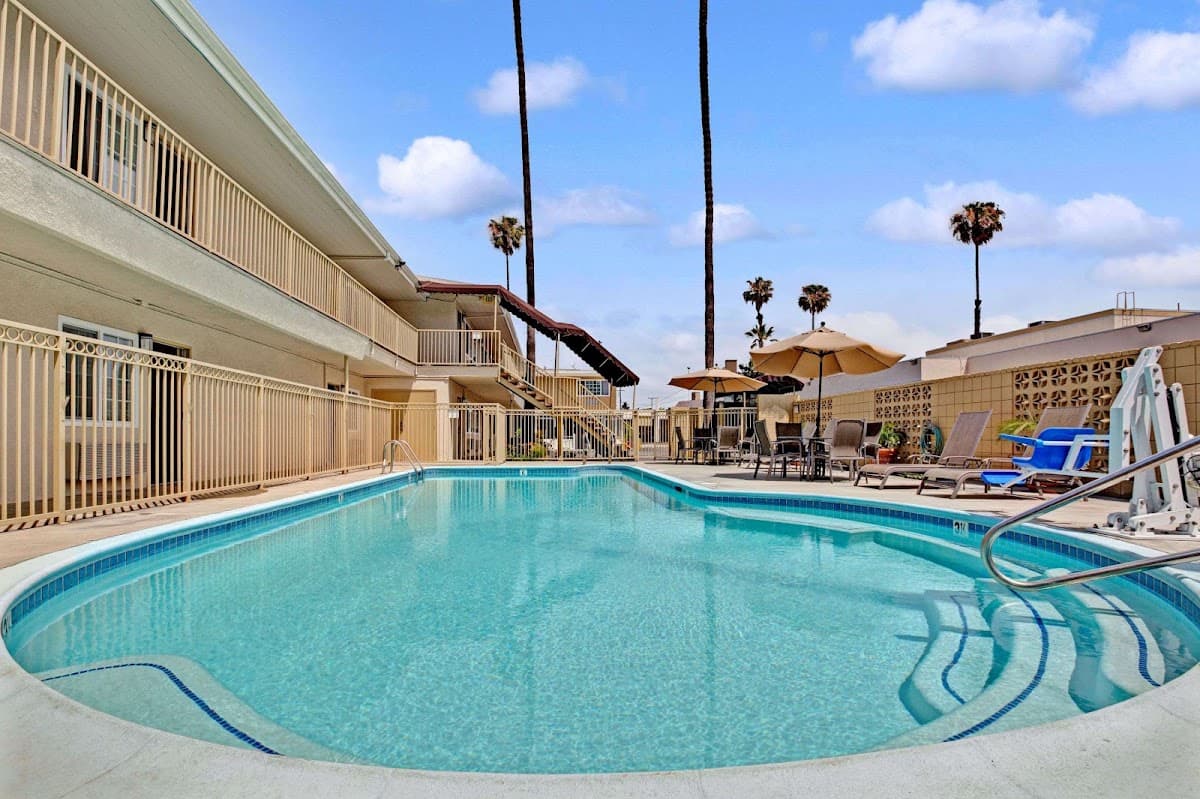 Super 8 by Wyndham Los Angeles-Culver City Area, Motel in Marina del Rey