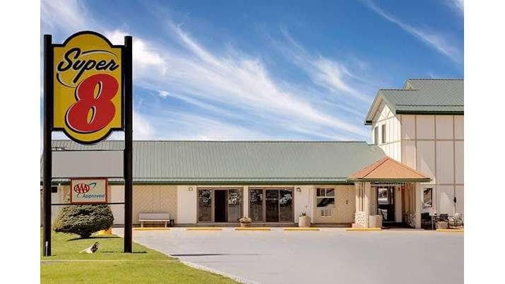 Super 8 by Wyndham Cut Bank, Motel in Cut Bank