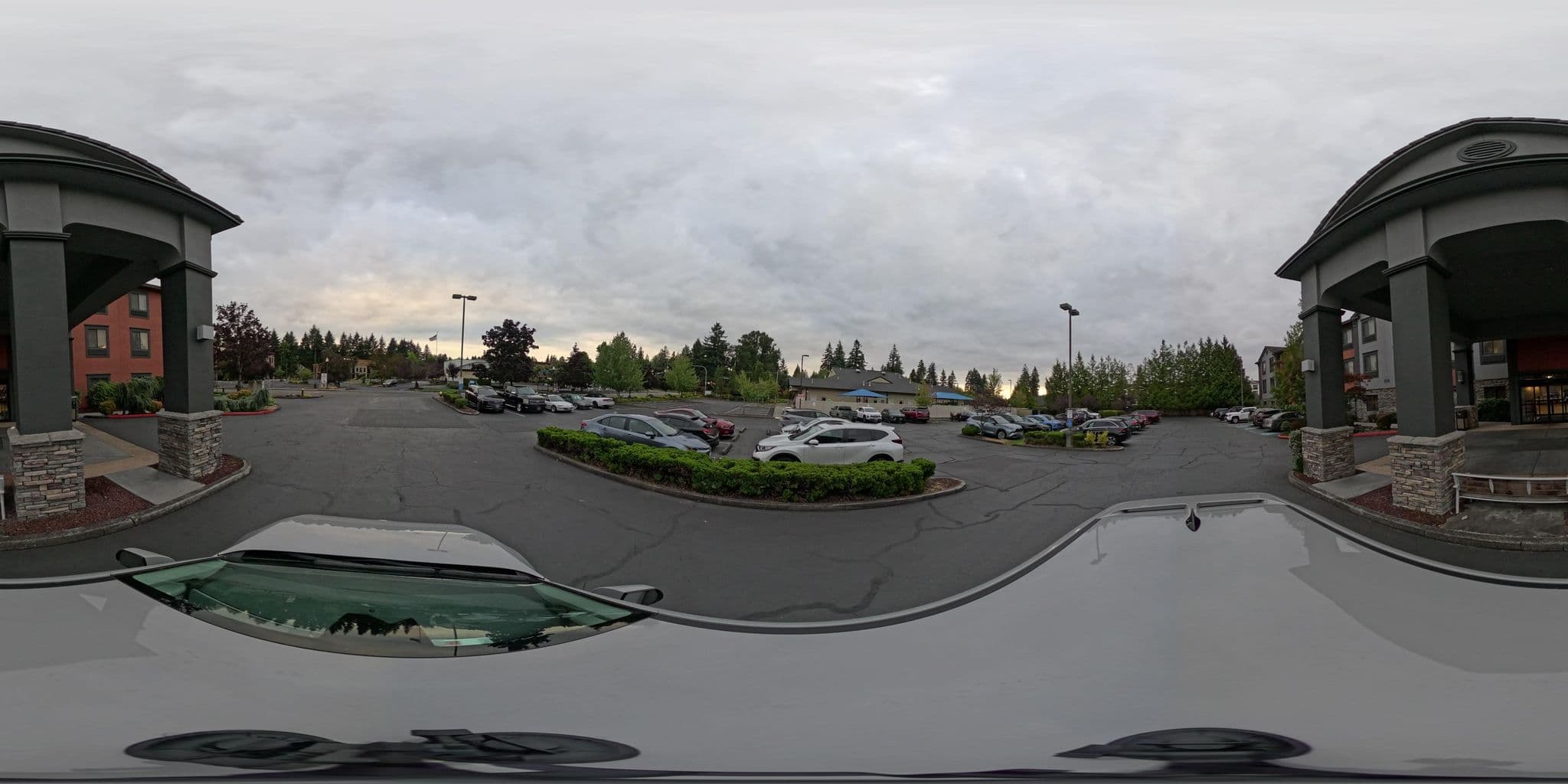 Street view near Holiday Inn Express, Salmon Creek — © watmildon (CC BY-SA · Mapillary)
