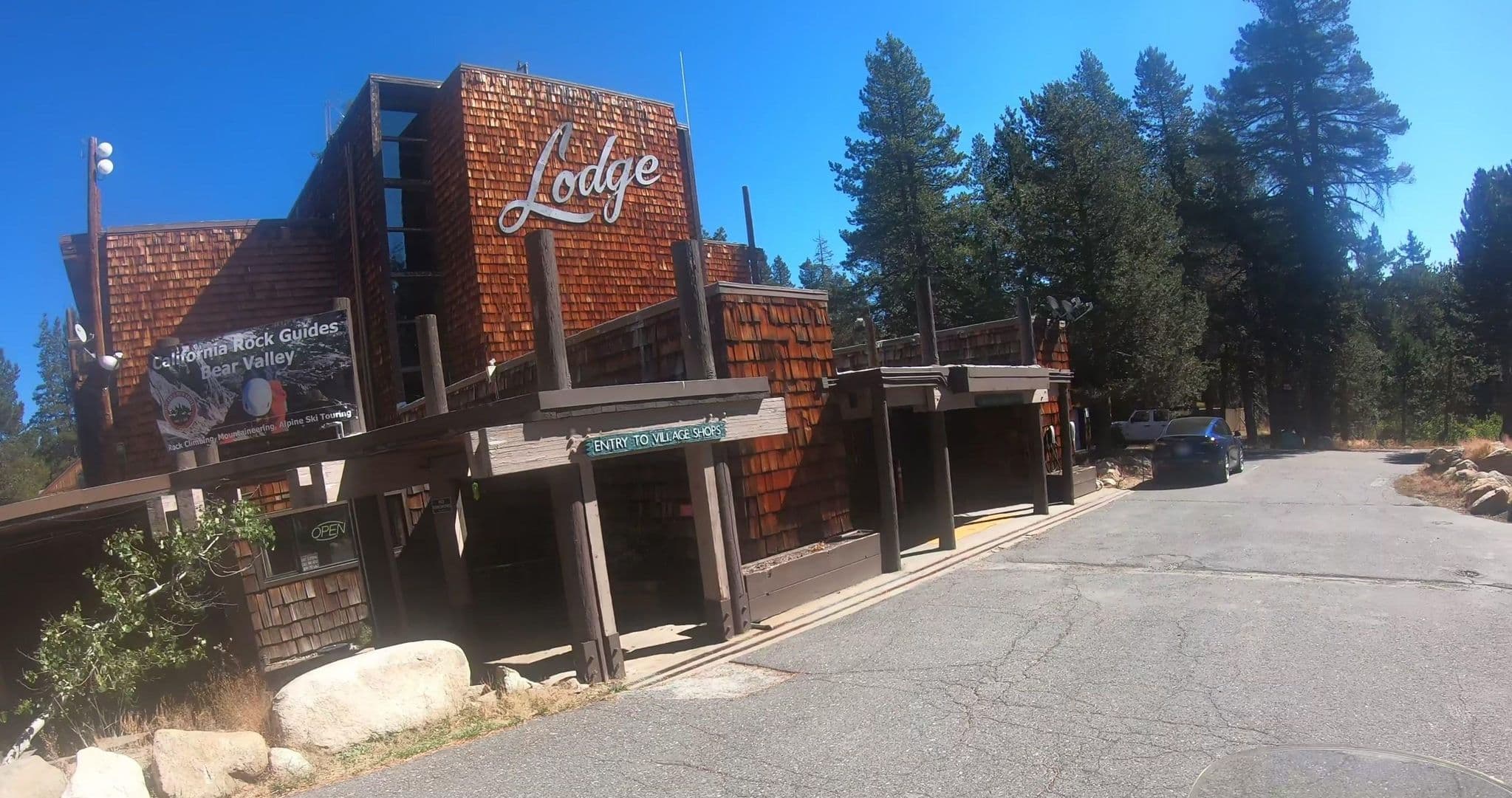 Street view near Bear Valley Lodge, Buckhorn — © networklanman (CC BY-SA · Mapillary)