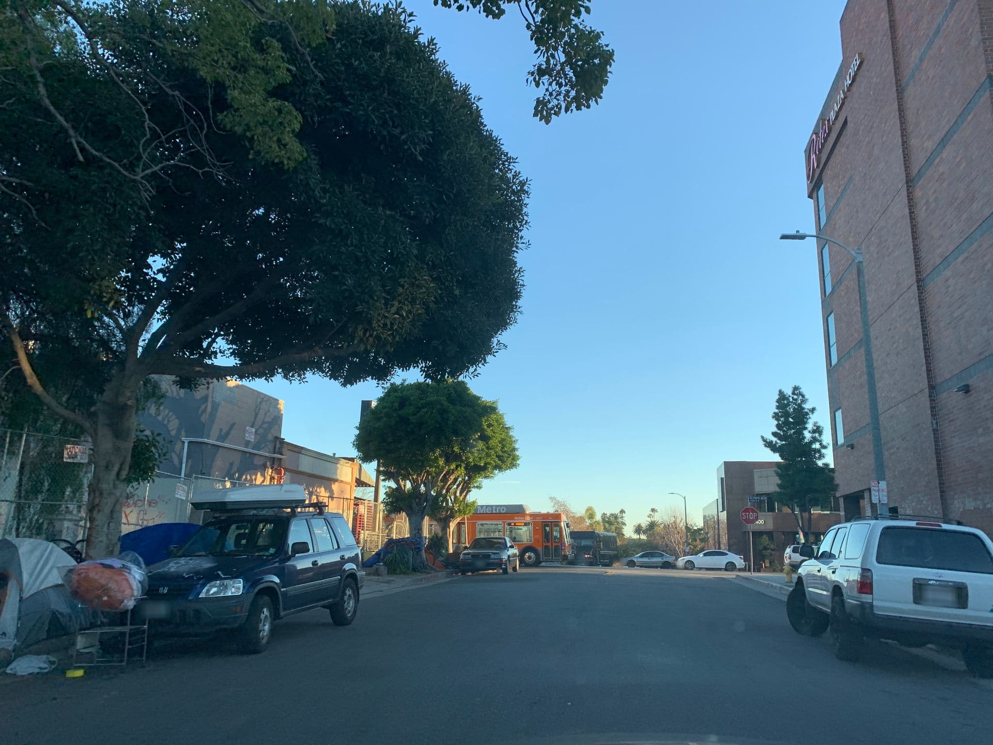 Street view near Rotex Hotel, Koreatown — © turne514 (CC BY-SA · Mapillary)
