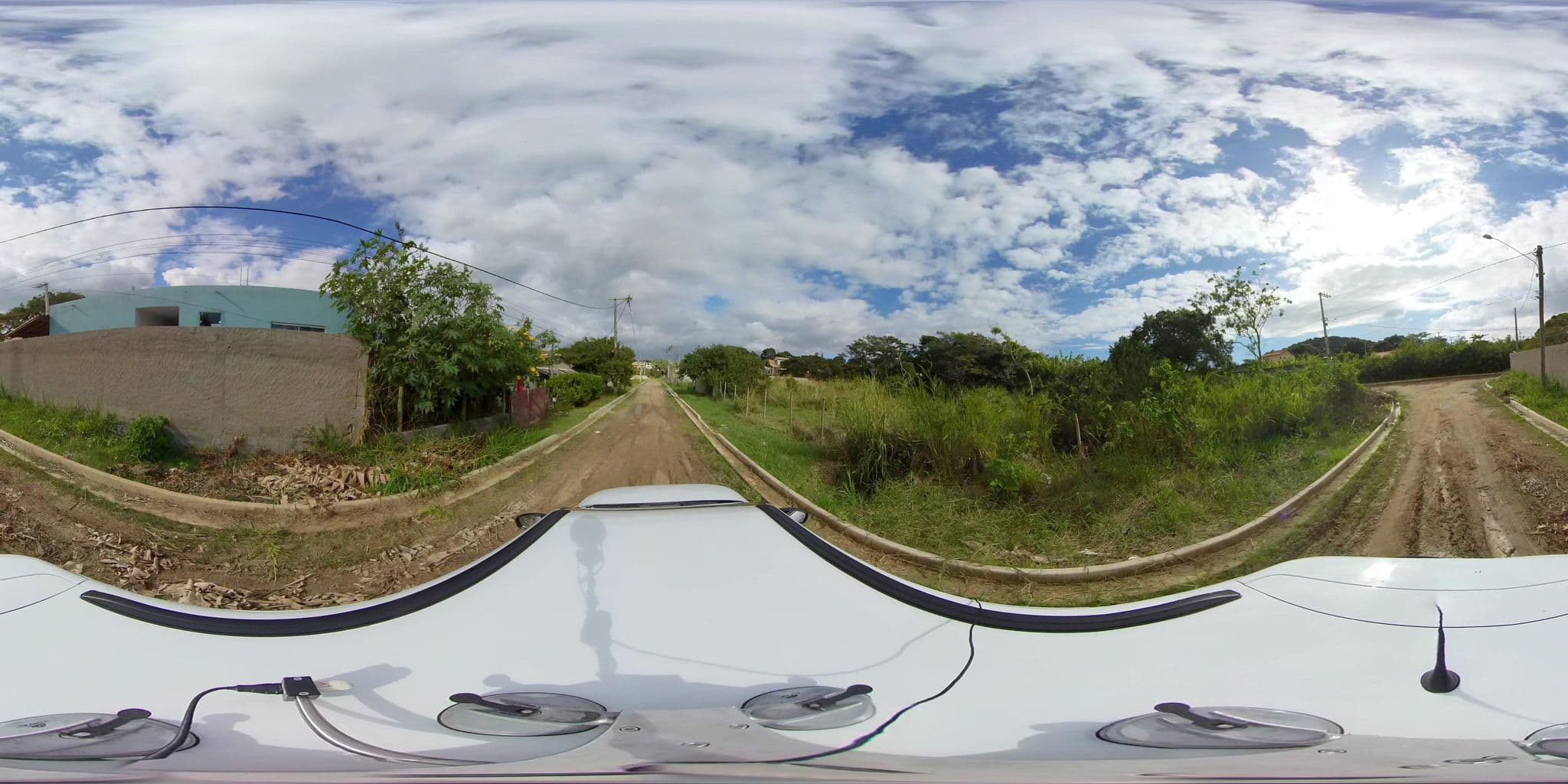 Street view near Arpoador Inn, Armação dos Búzios — © 360 (CC BY-SA · Mapillary)