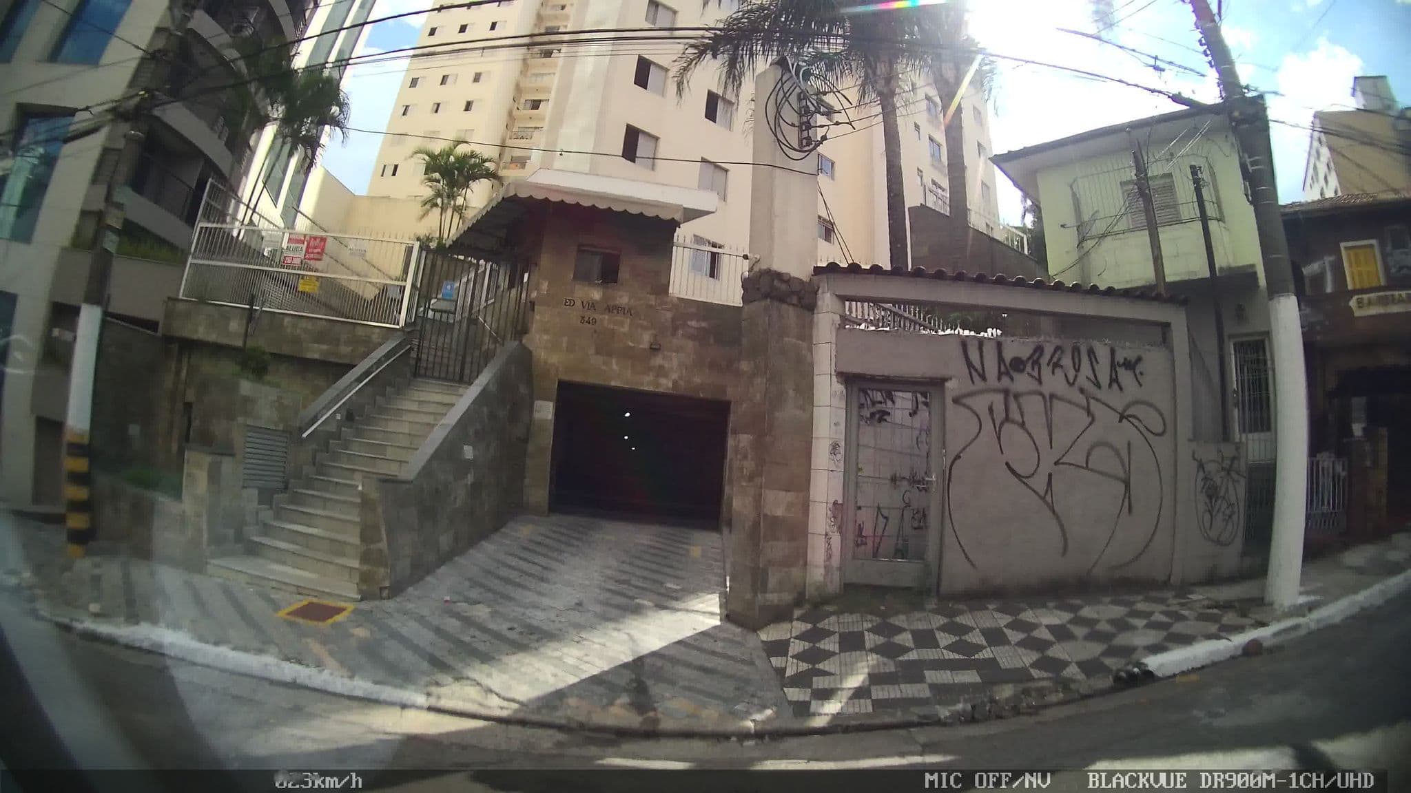 Street view near Edifício Via Appia, Vila Guilherme — © kaart_2 (CC BY-SA · Mapillary)