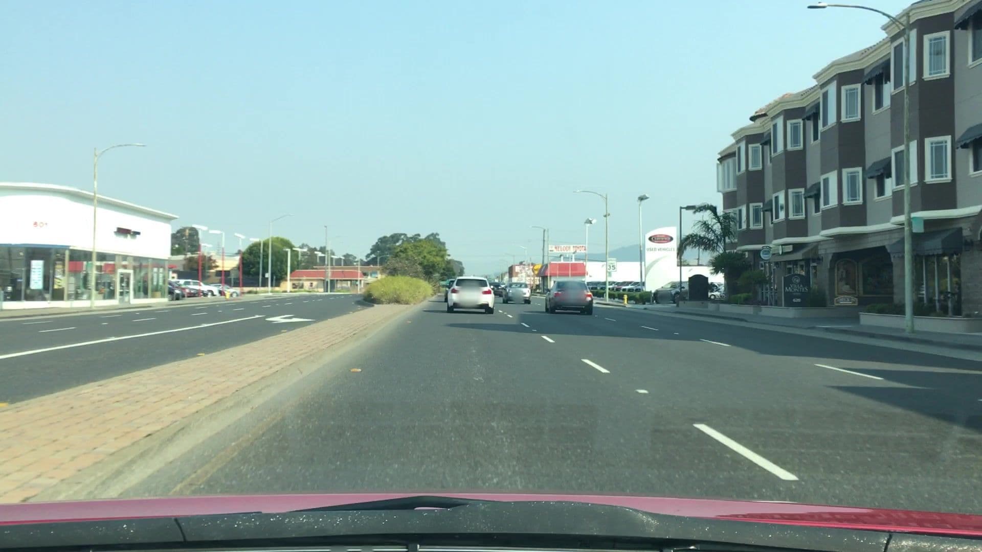 Street view near Villa Montes Hotel, Ascend Hotel Collection, San Bruno — © lvl5 (CC BY-SA · Mapillary)