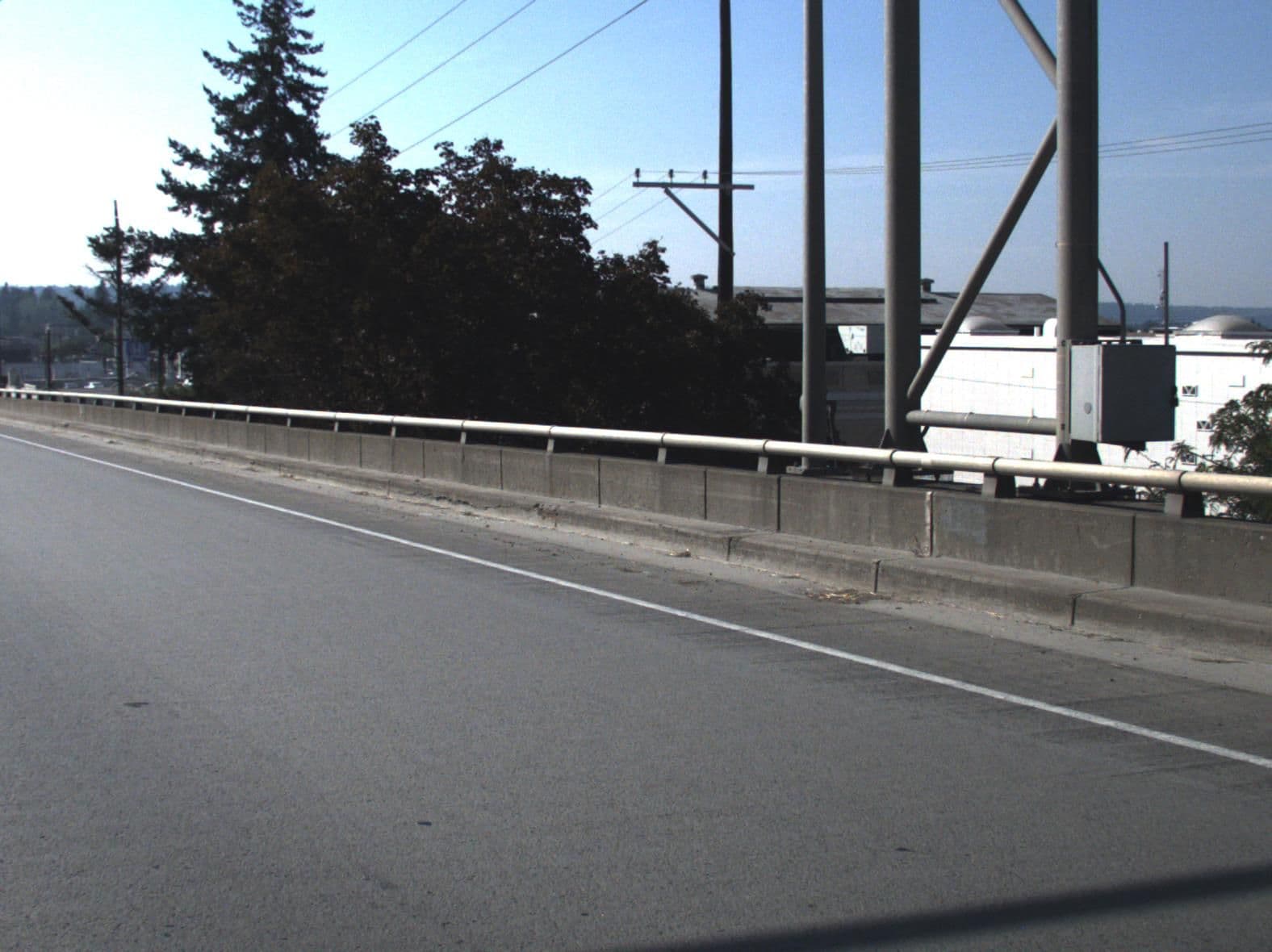 Street view near Baymont, Spokane — © jacksoe (CC BY-SA · Mapillary)