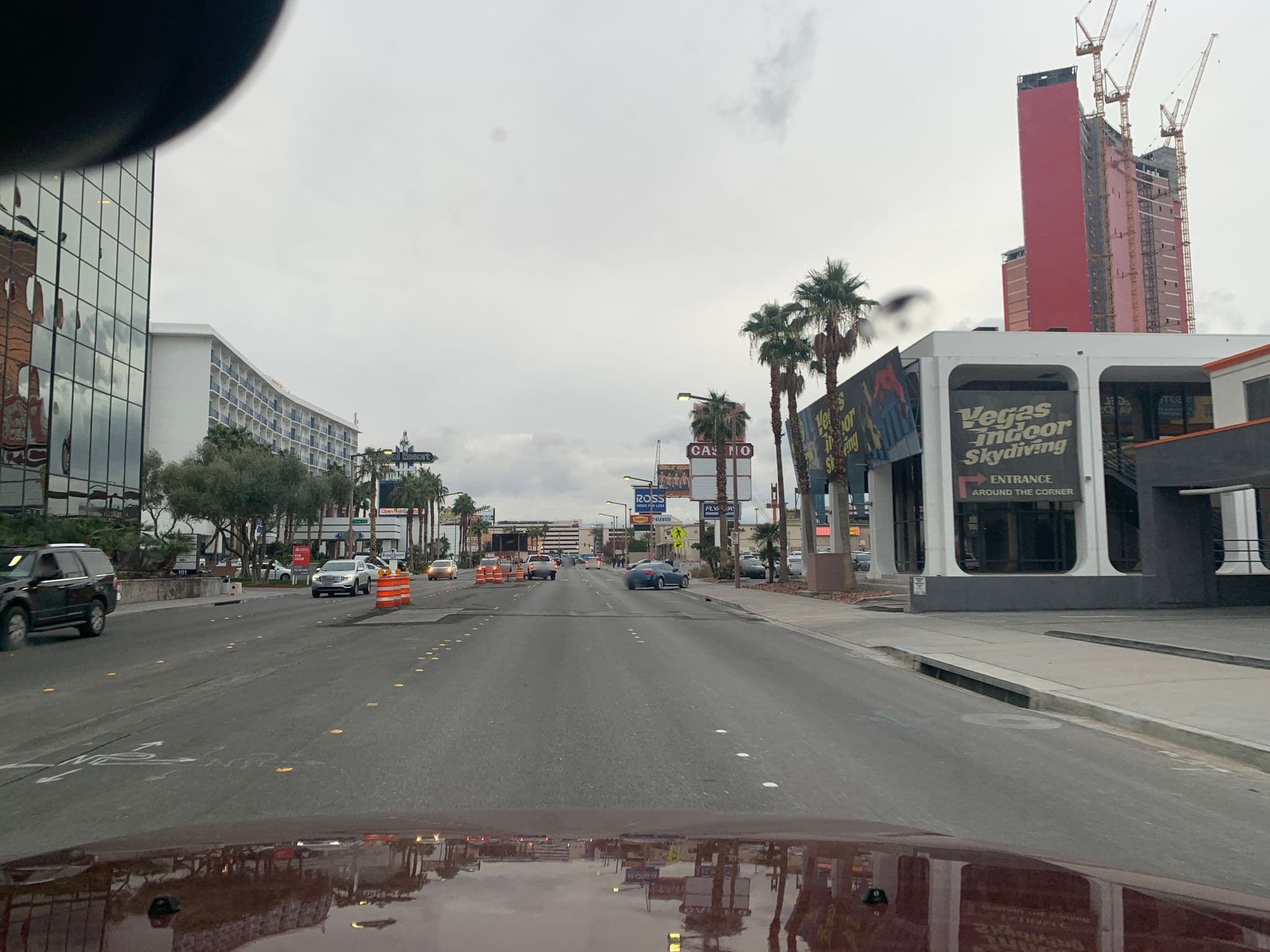 Street view near Siegel Suites Select Convention Center, Winchester — © amieka (CC BY-SA · Mapillary)