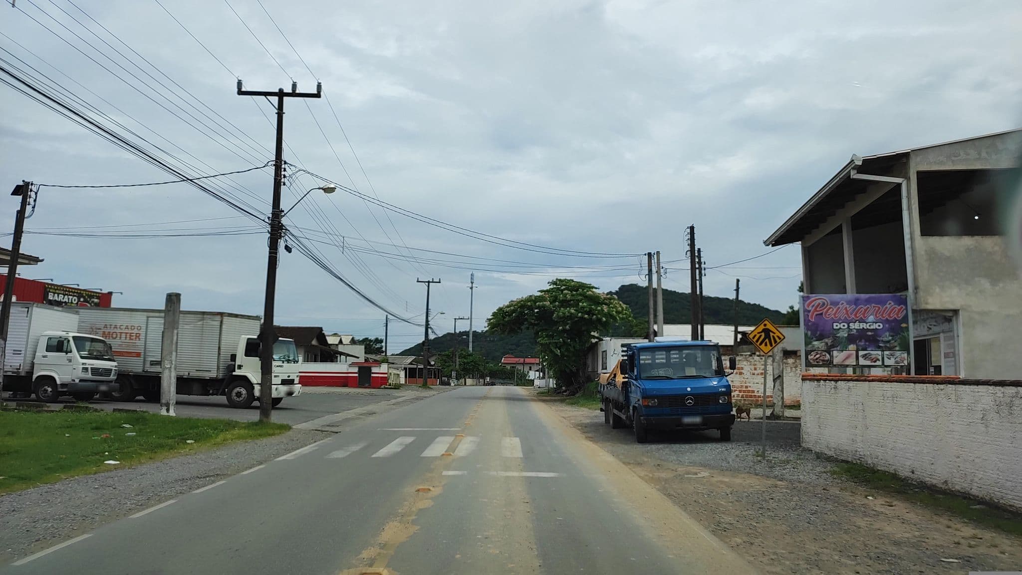 Street view near Sindicato dos Mecânicos Colônia de Férias, São Francisco do Sul — © diegokrein (CC BY-SA · Mapillary)