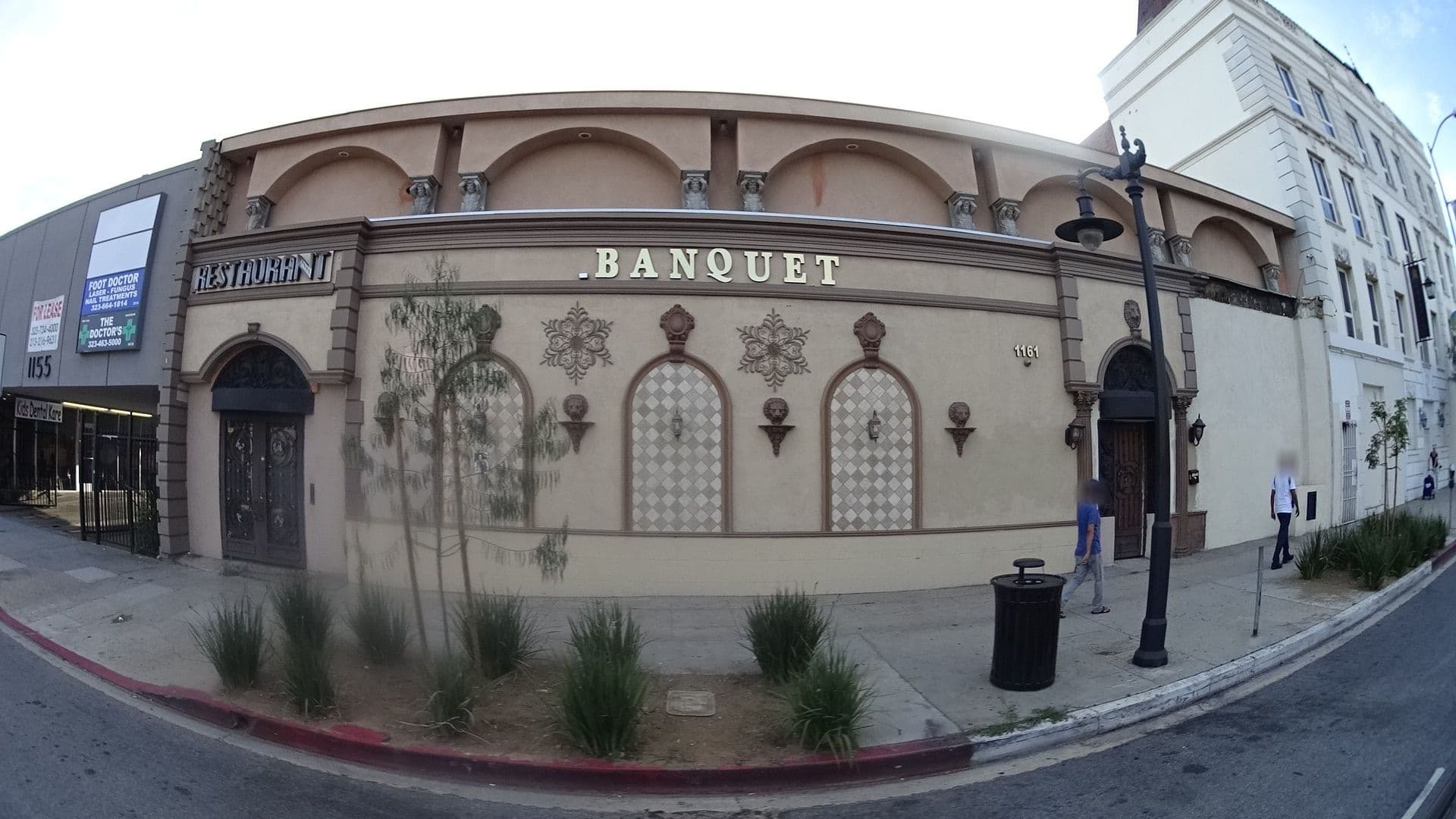 Street view near Chateau Celeste Hollywood Hotel, Silver Lake — © mly_la (CC BY-SA · Mapillary)
