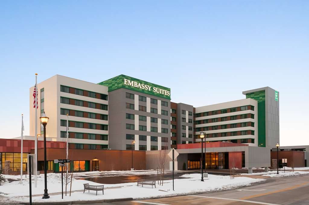 Embassy Suites by Hilton Salt Lake West Valley City, Hotel in West Valley City