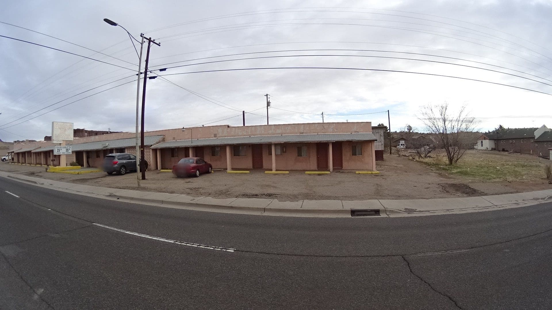 Street view near Budget Inn, Kingman — © marker_geo (CC BY-SA · Mapillary)