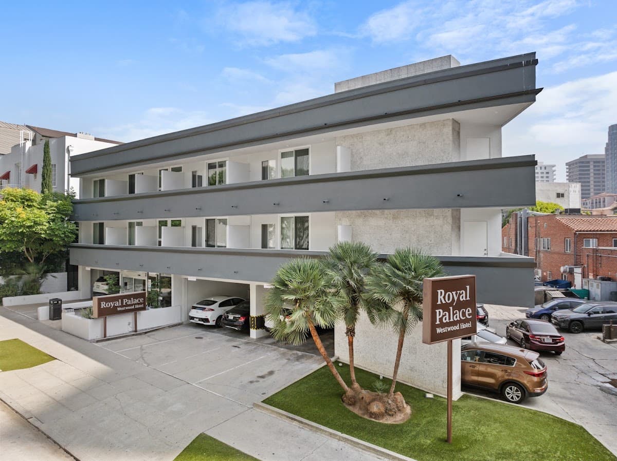 Royal Palace Westwood, Hotel in Century City