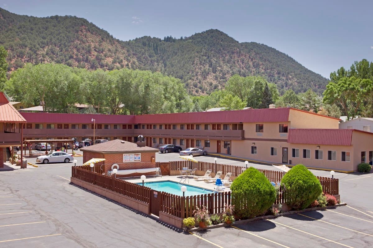 Glenwood Springs Cedar Lodge, Motel in Glenwood Springs