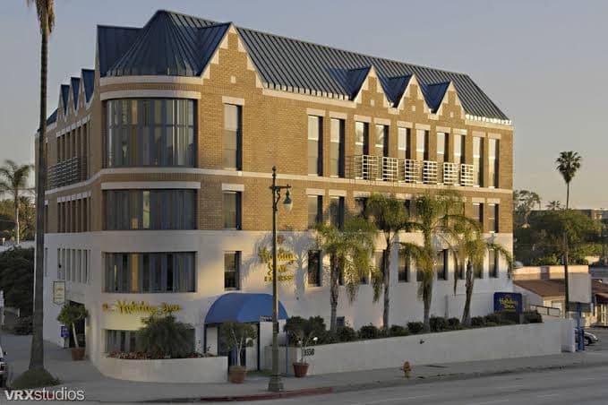 The Century Park Hotel, Hotel in Century City