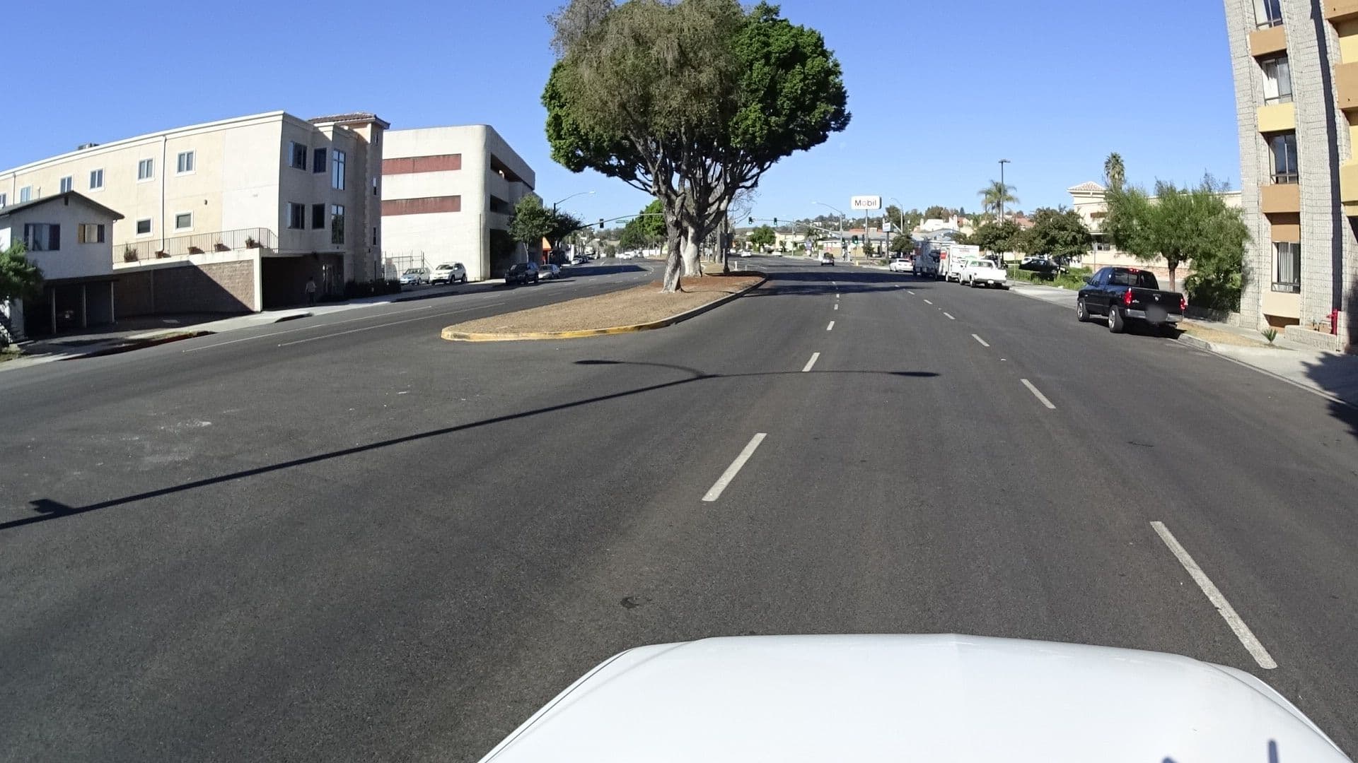 Street view near GreenTree Inn & Suites, South Pasadena — © jhalaka (CC BY-SA · Mapillary)