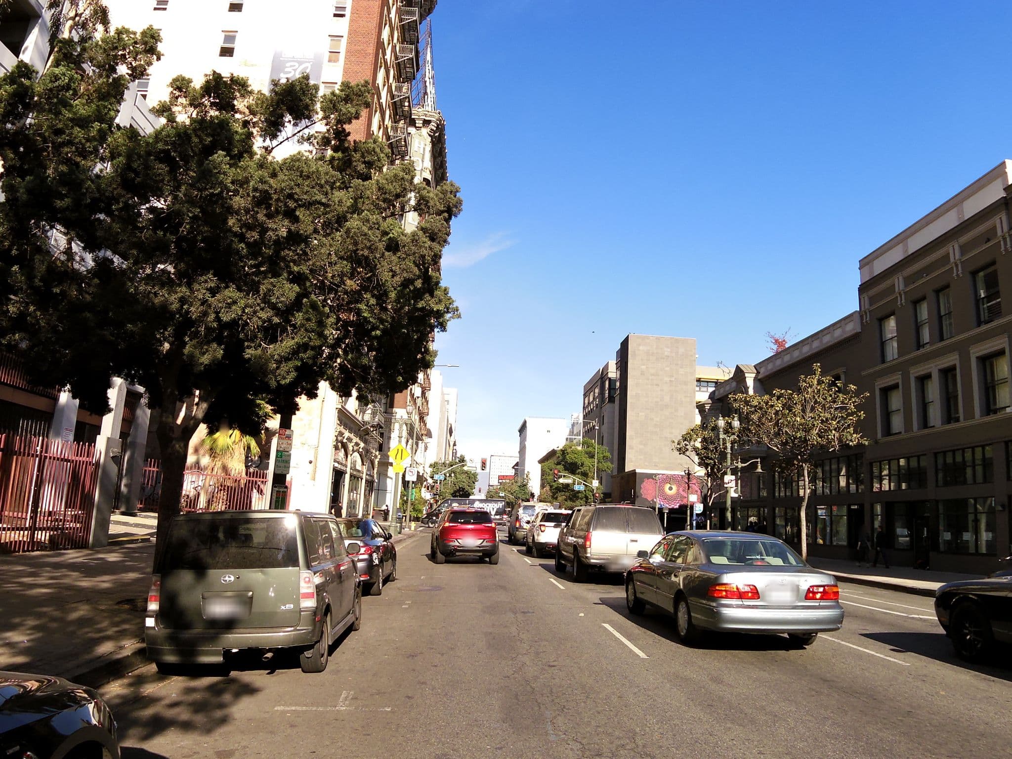 Street view near Rosslyn, Los Angeles — © andrewsnow (CC BY-SA · Mapillary)