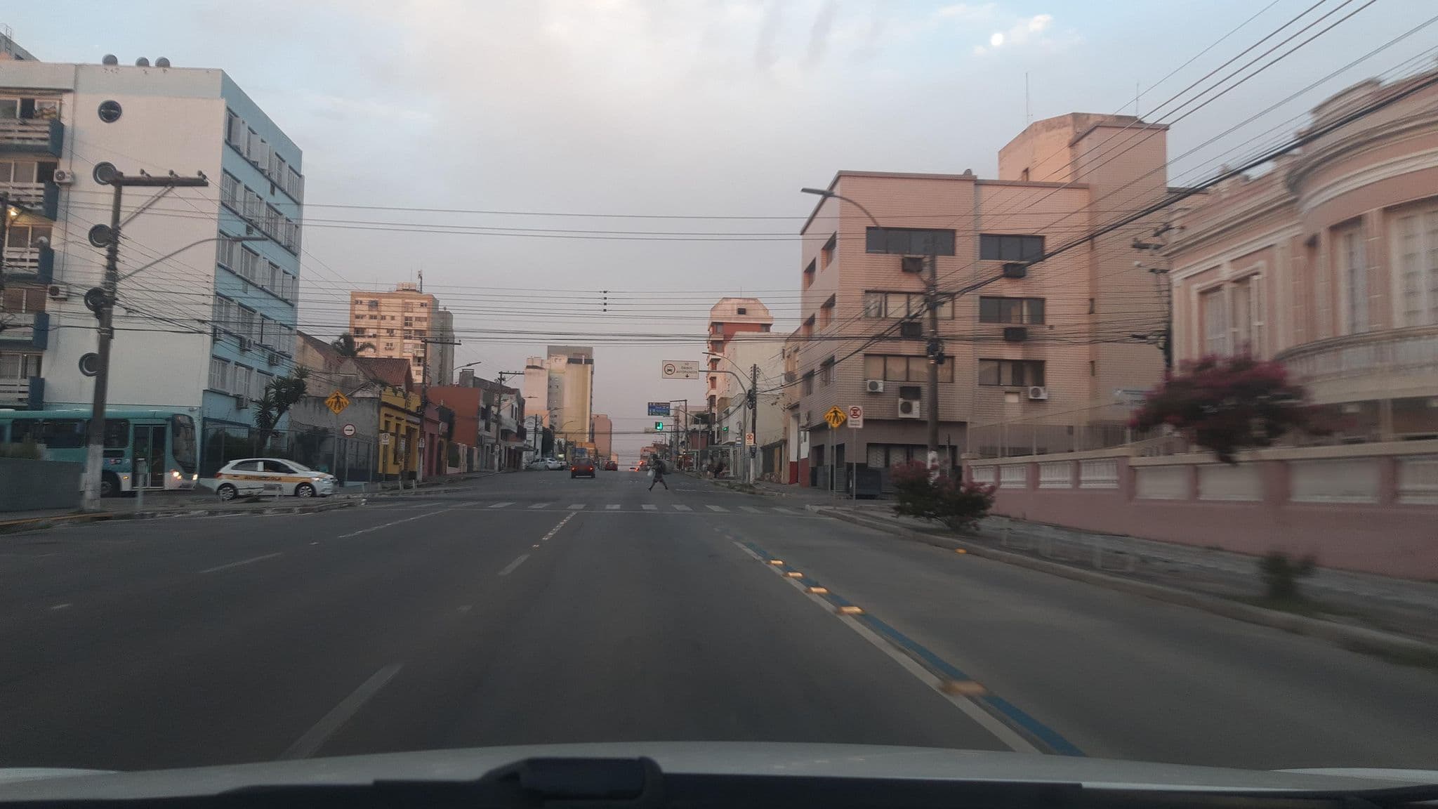 Street view near Hotel Princesa do Sul, Pelotas — © Kaart_Local (CC BY-SA · Mapillary)
