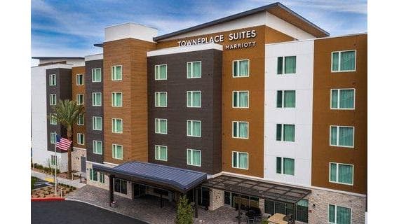 TownePlace Suites Las Vegas Stadium District, Hotel in Paradise