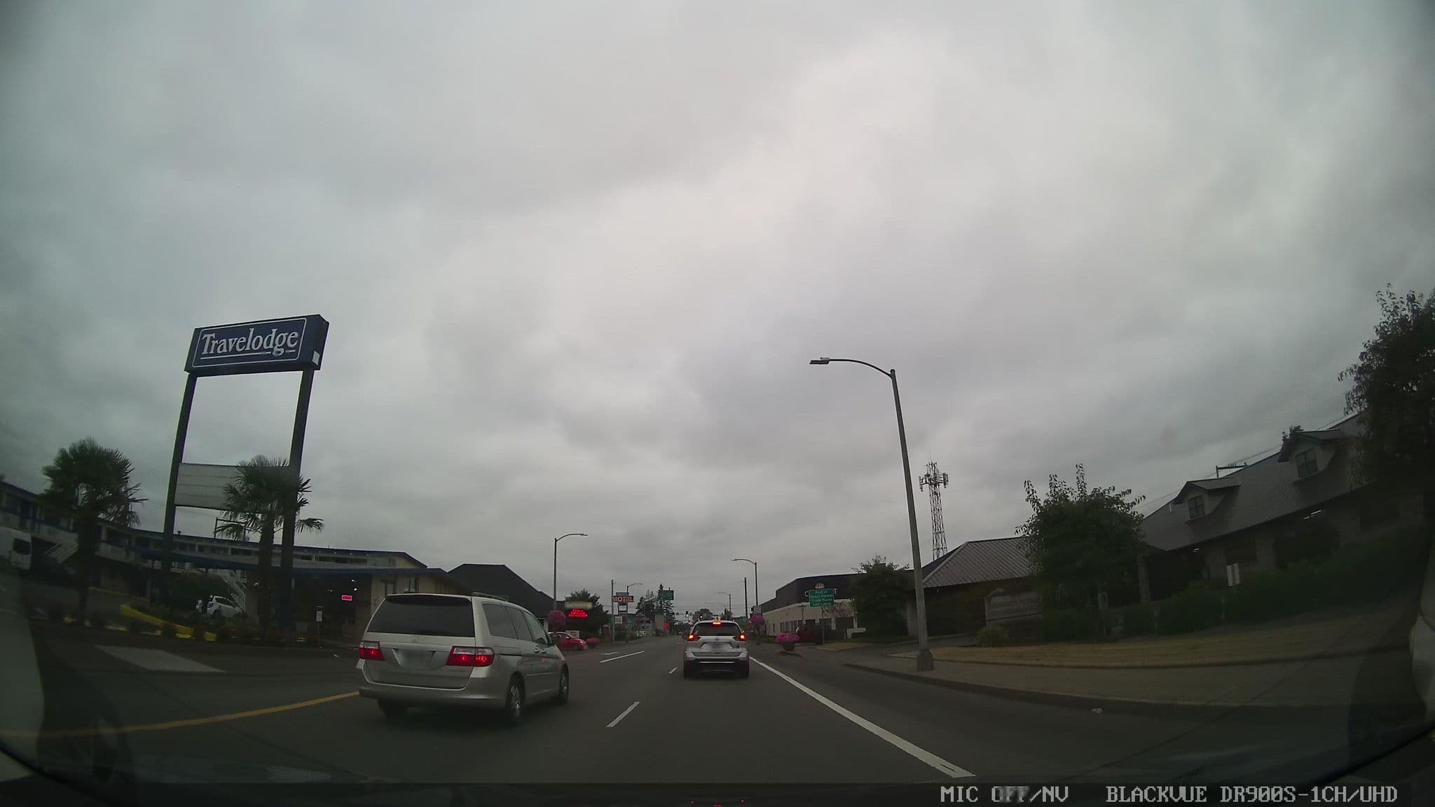 Street view near Travelodge Aberdeen, Cosmopolis — © damnitgetmybeer (CC BY-SA · Mapillary)