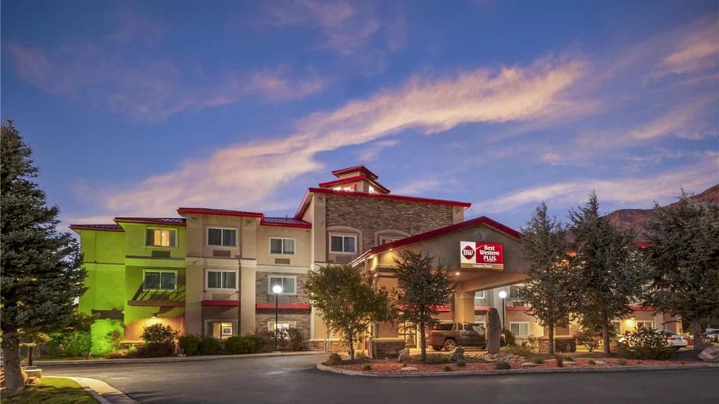 Best Western Plus Canyon Pines, Hotel in Uintah