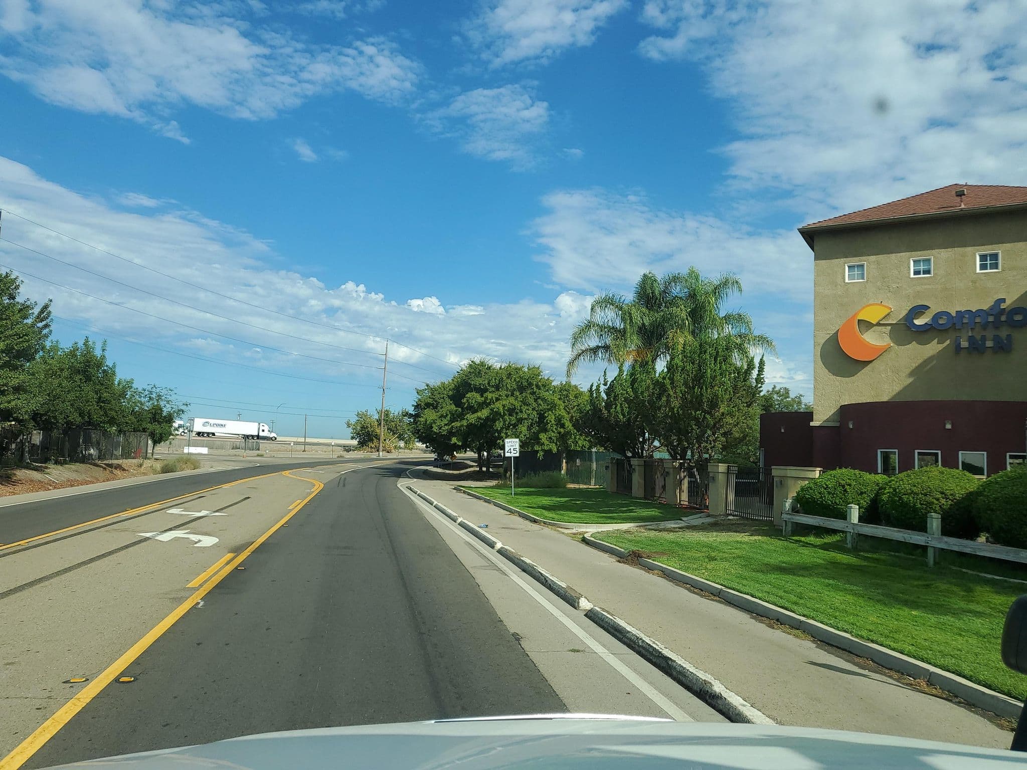 Street view near Comfort Inn Lathrop, Lathrop — © Anthrico (CC BY-SA · Mapillary)