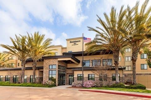 Residence Inn Los Angeles Redondo Beach, Hotel in Lawndale