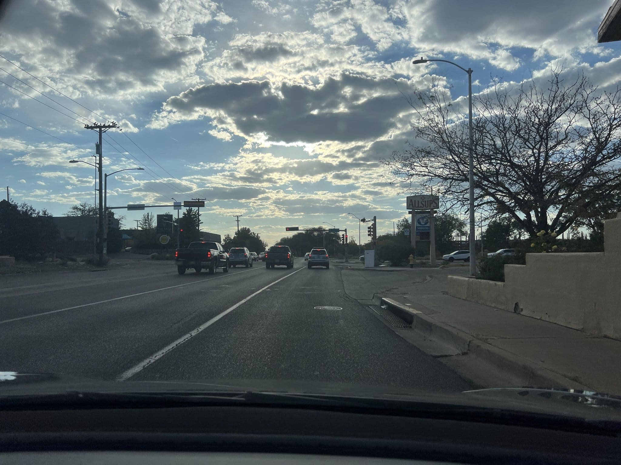 Street view near Motel 6, Santa Fe — © whitecotton (CC BY-SA · Mapillary)