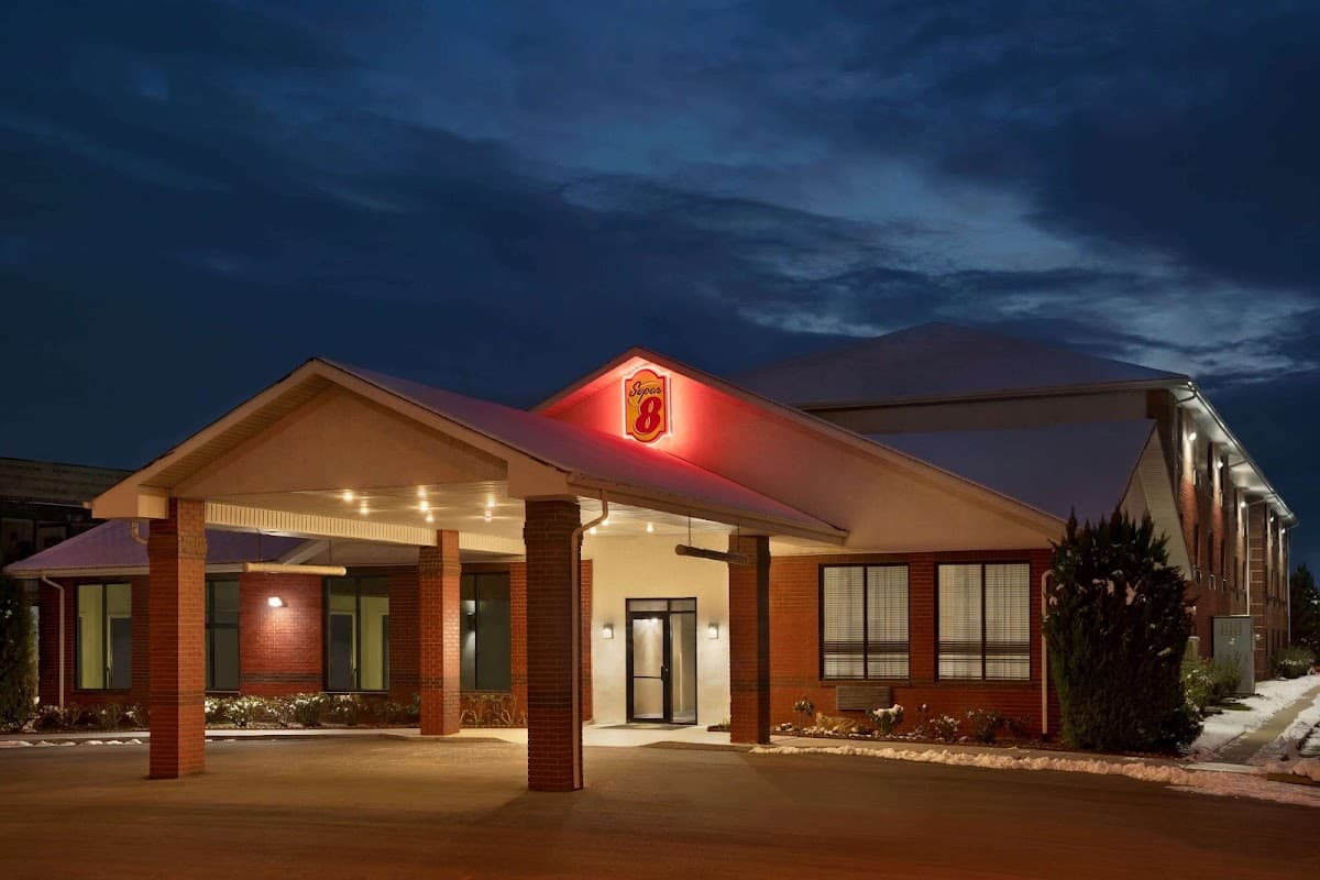 Super 8 by Wyndham S Jordan/Sandy/Slc Area, Motel in South Jordan