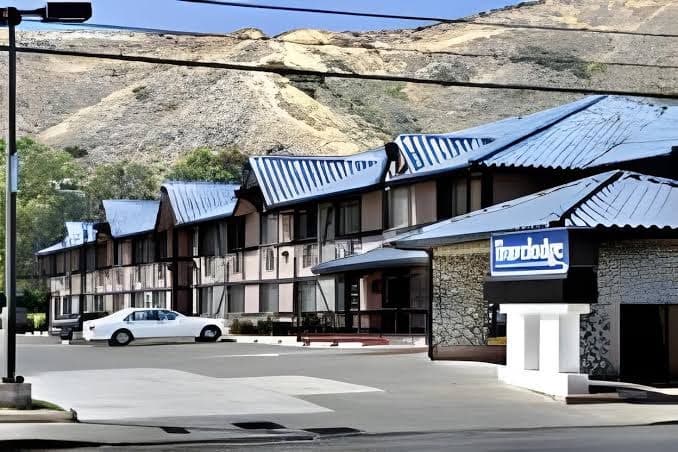 Travelodge Santa Clarita/Valencia, Hotel in Canyon Country
