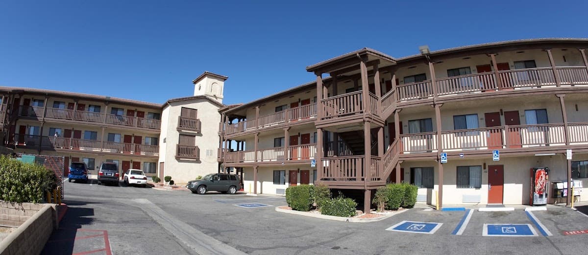 Palms Inn & Suites, Hotel in Desert View Highlands