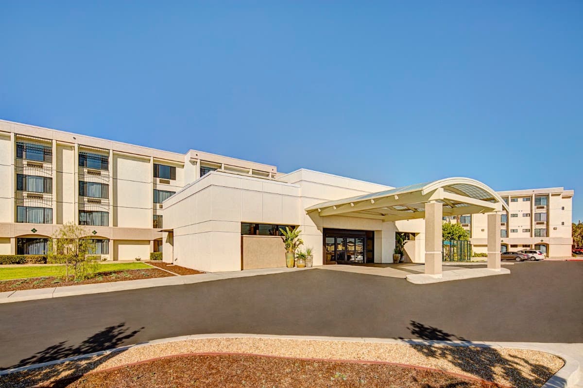 Navy Lodge San Diego, Hotel in National City
