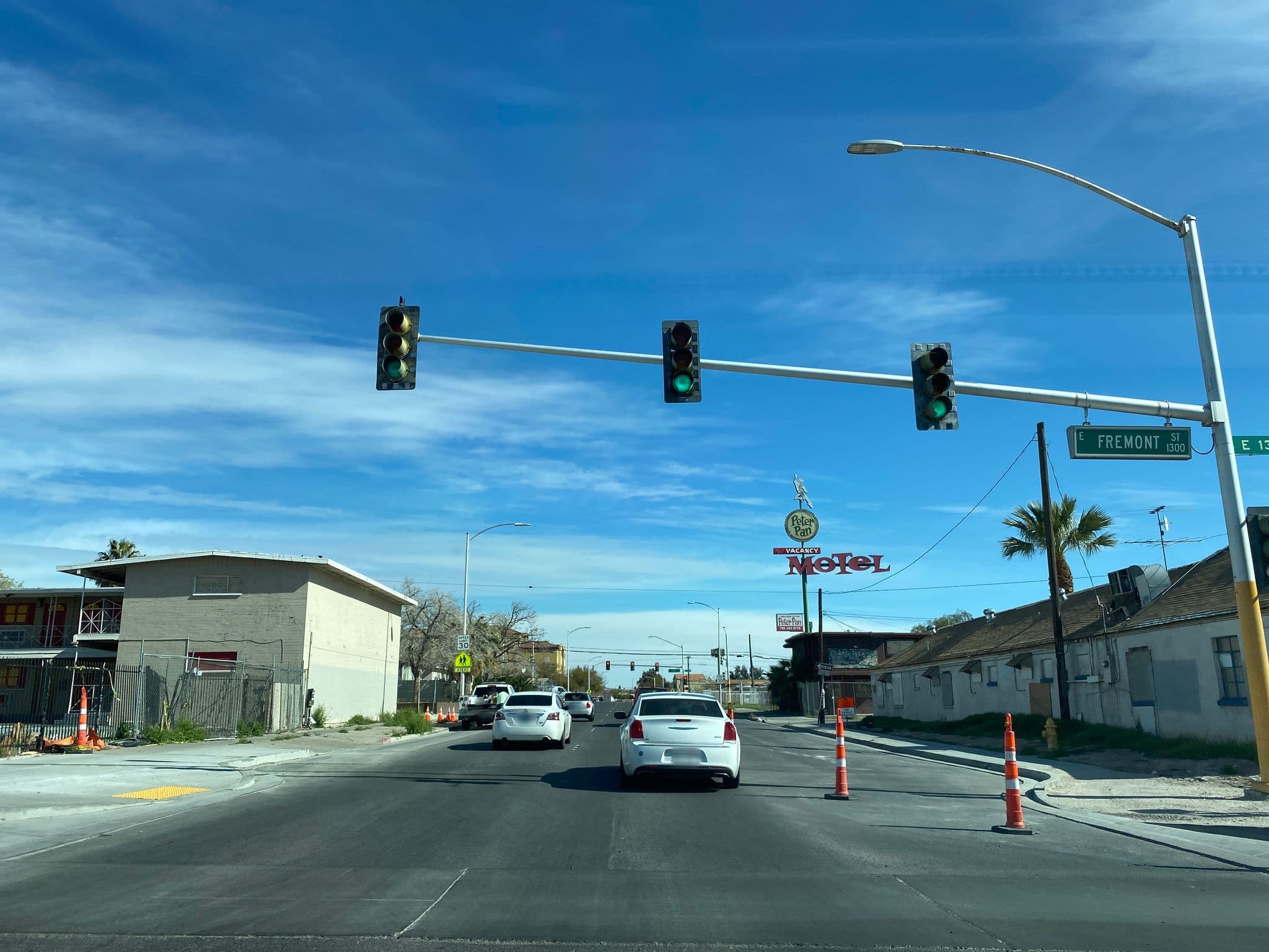 Street view near The Gables Motel, Las Vegas — © matsayz (CC BY-SA · Mapillary)