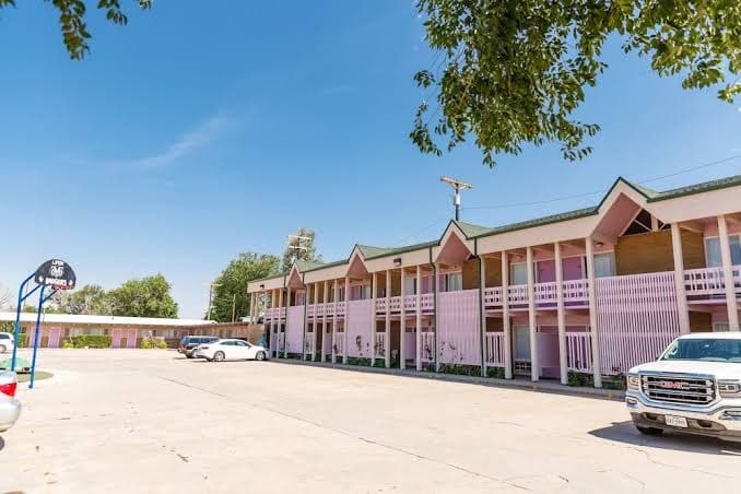 Safari Inn, Motel in Limon