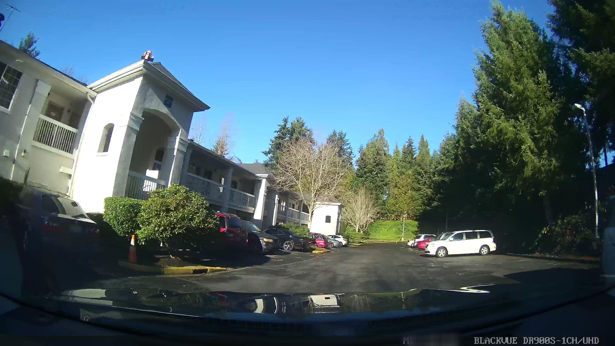Street view near Studio 6 Extended Stay, Mountlake Terrace — © damnitgetmybeer (CC BY-SA · Mapillary)