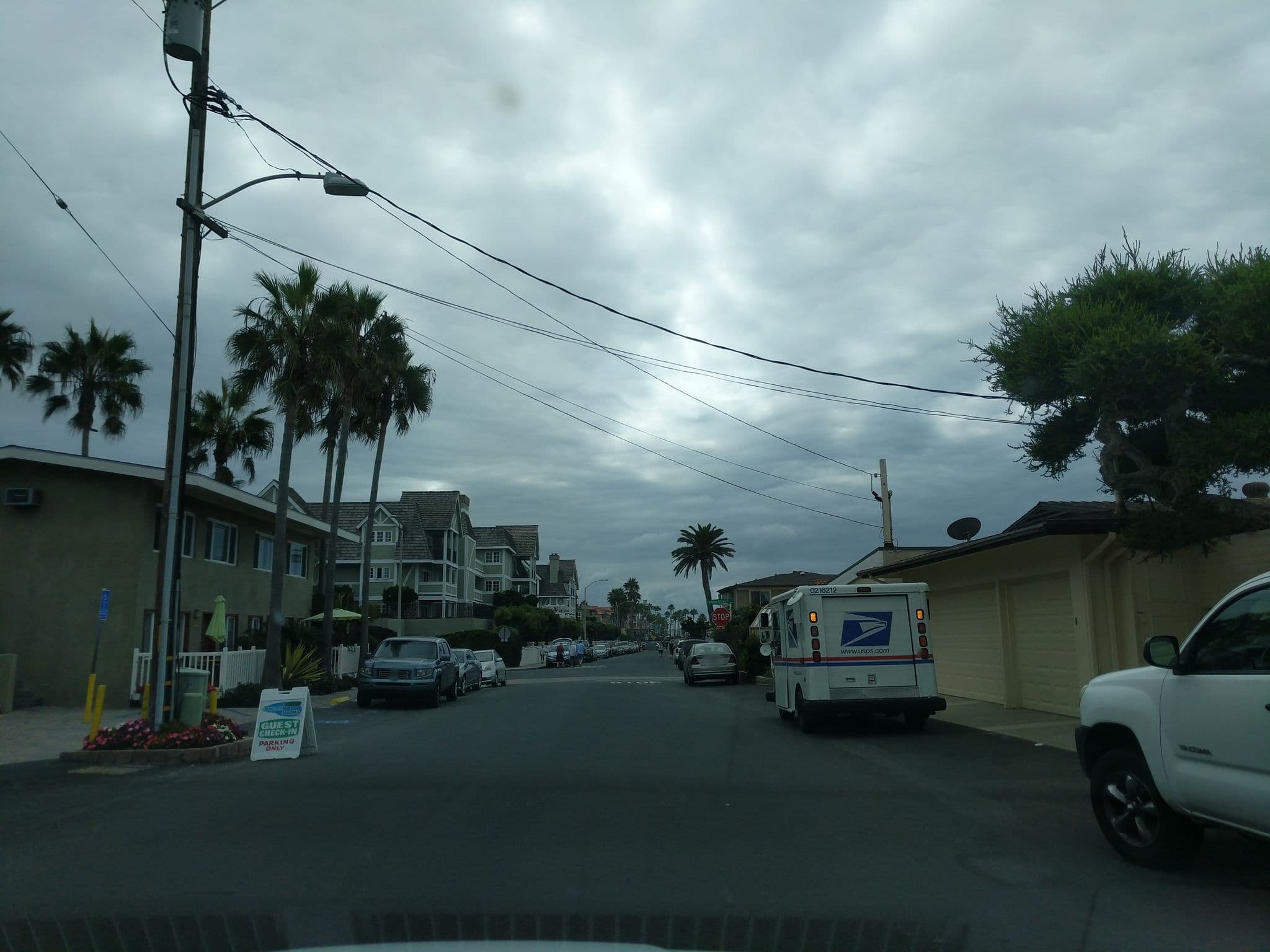 Street view near Ocean Villas, Carlsbad — © mly_lax03 (CC BY-SA · Mapillary)