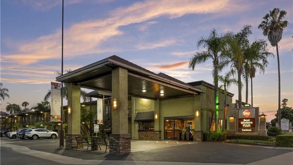 Best Western Plus Pavilions, Hotel in Garden Grove