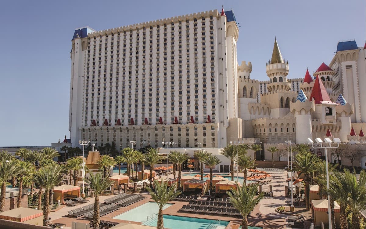 Excalibur Hotel & Casino, Hotel in Paradise