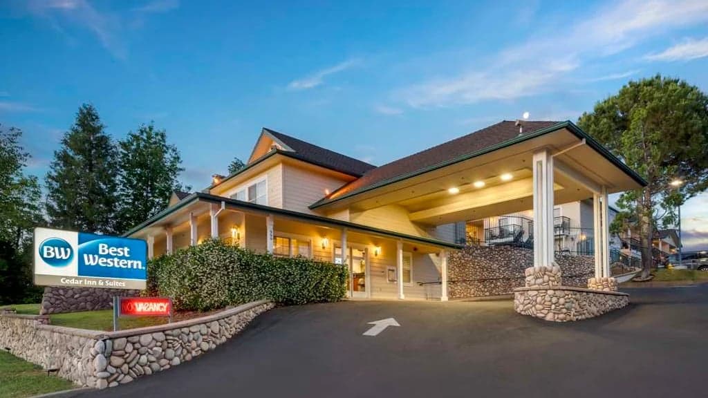Best Western Cedar Inn & Suites, Hotel in Angels Camp