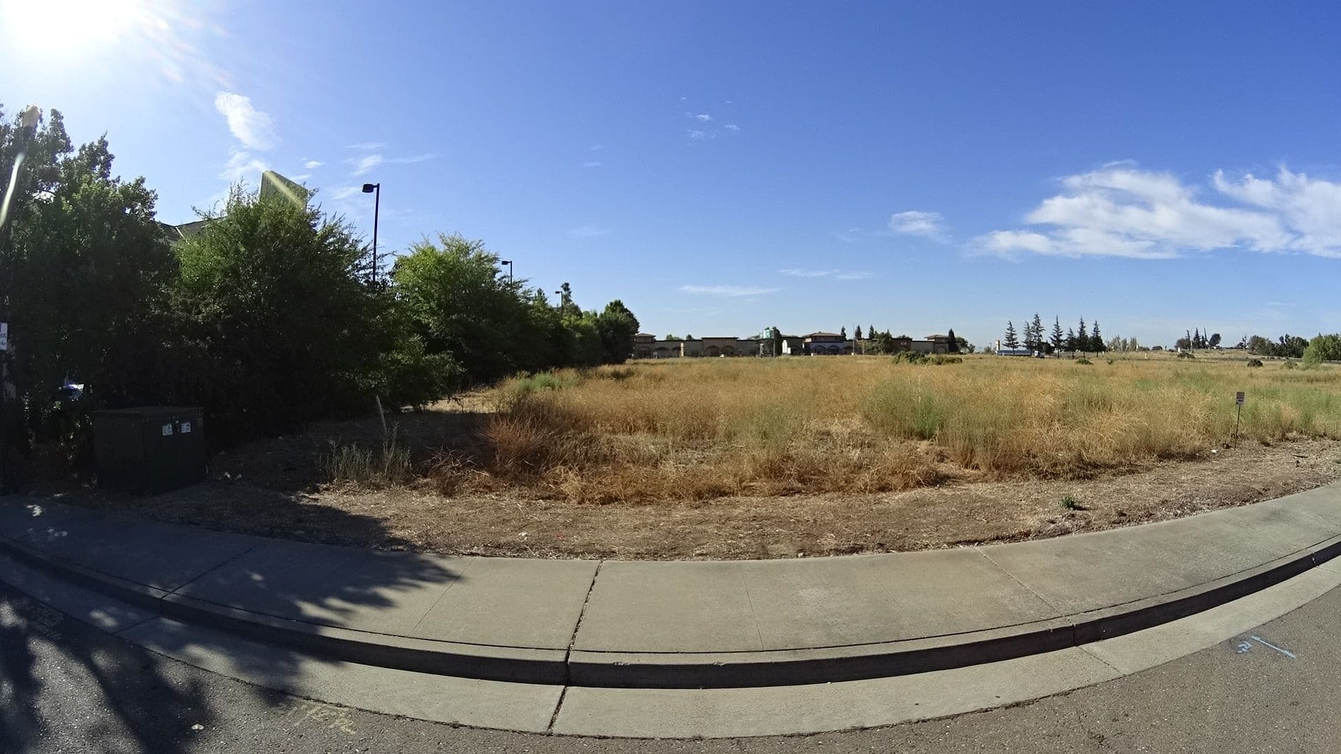 Street view near Holiday Inn Express & Suites, Laguna — © marker_geo (CC BY-SA · Mapillary)