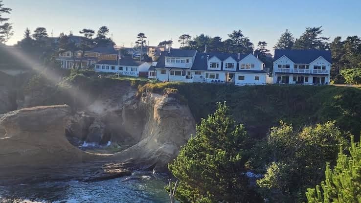 The Inn at Arch Rock, Motel in Depoe Bay