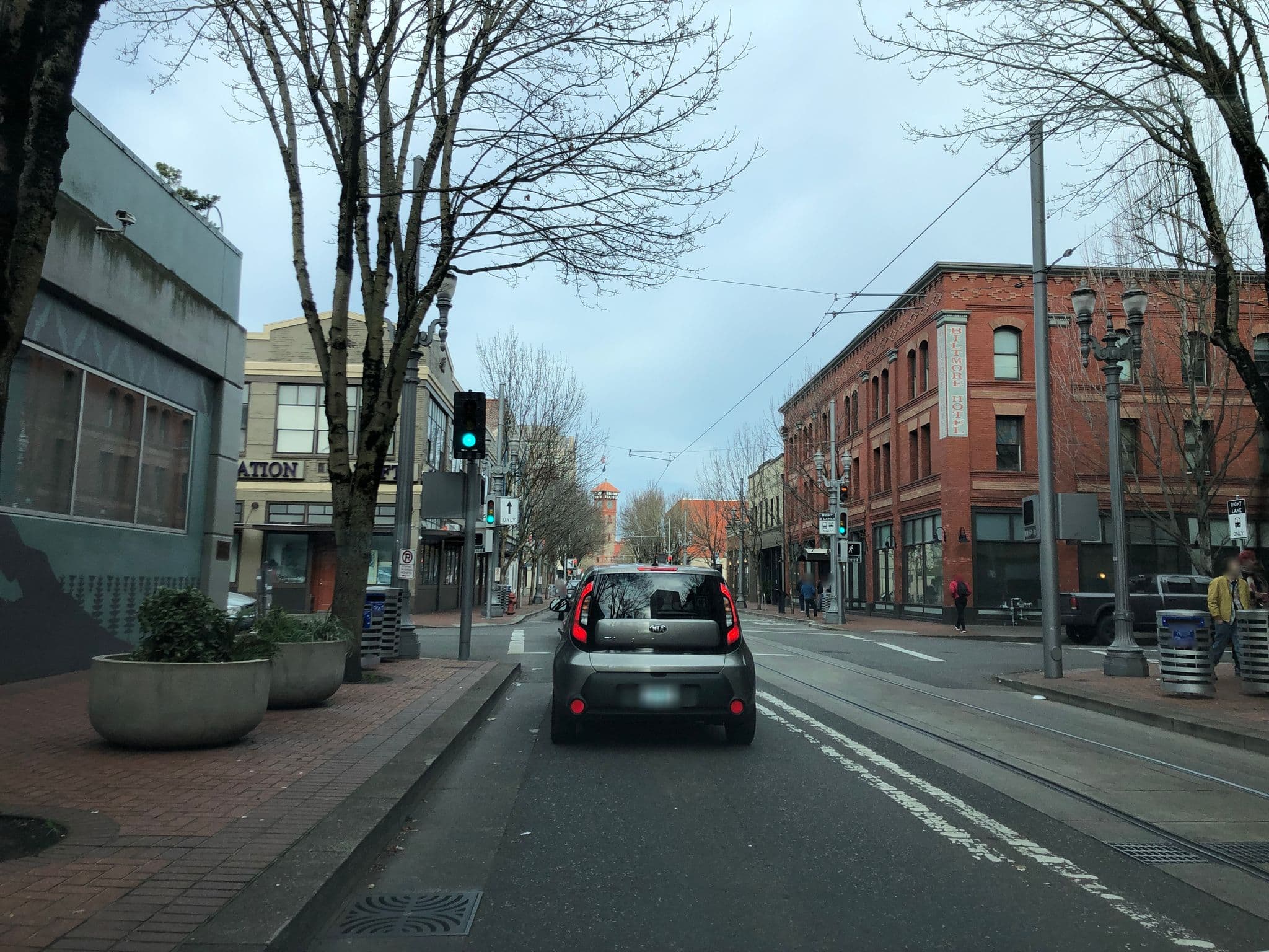Street view near Sally McCracken Building, Portland — © billwatersiii (CC BY-SA · Mapillary)