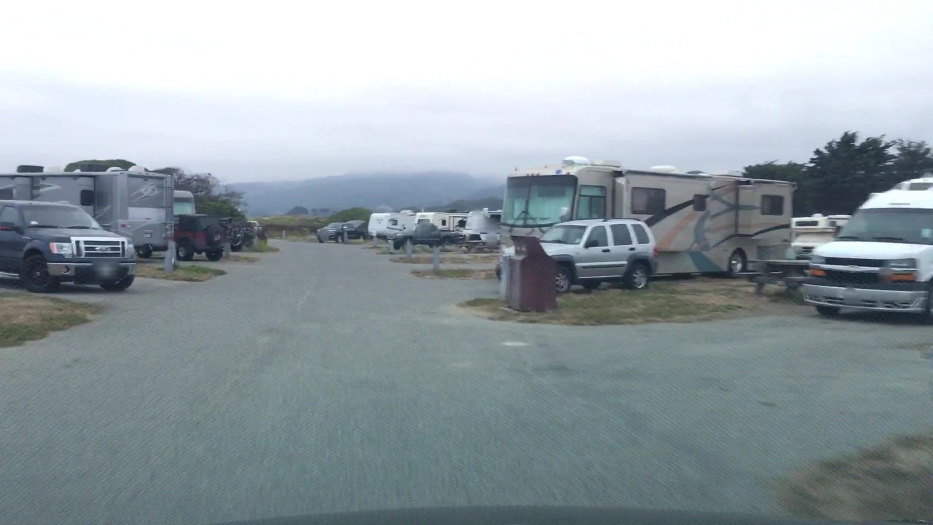 Street view near Francis Beach Campground, Half Moon Bay — © lvl5 (CC BY-SA · Mapillary)
